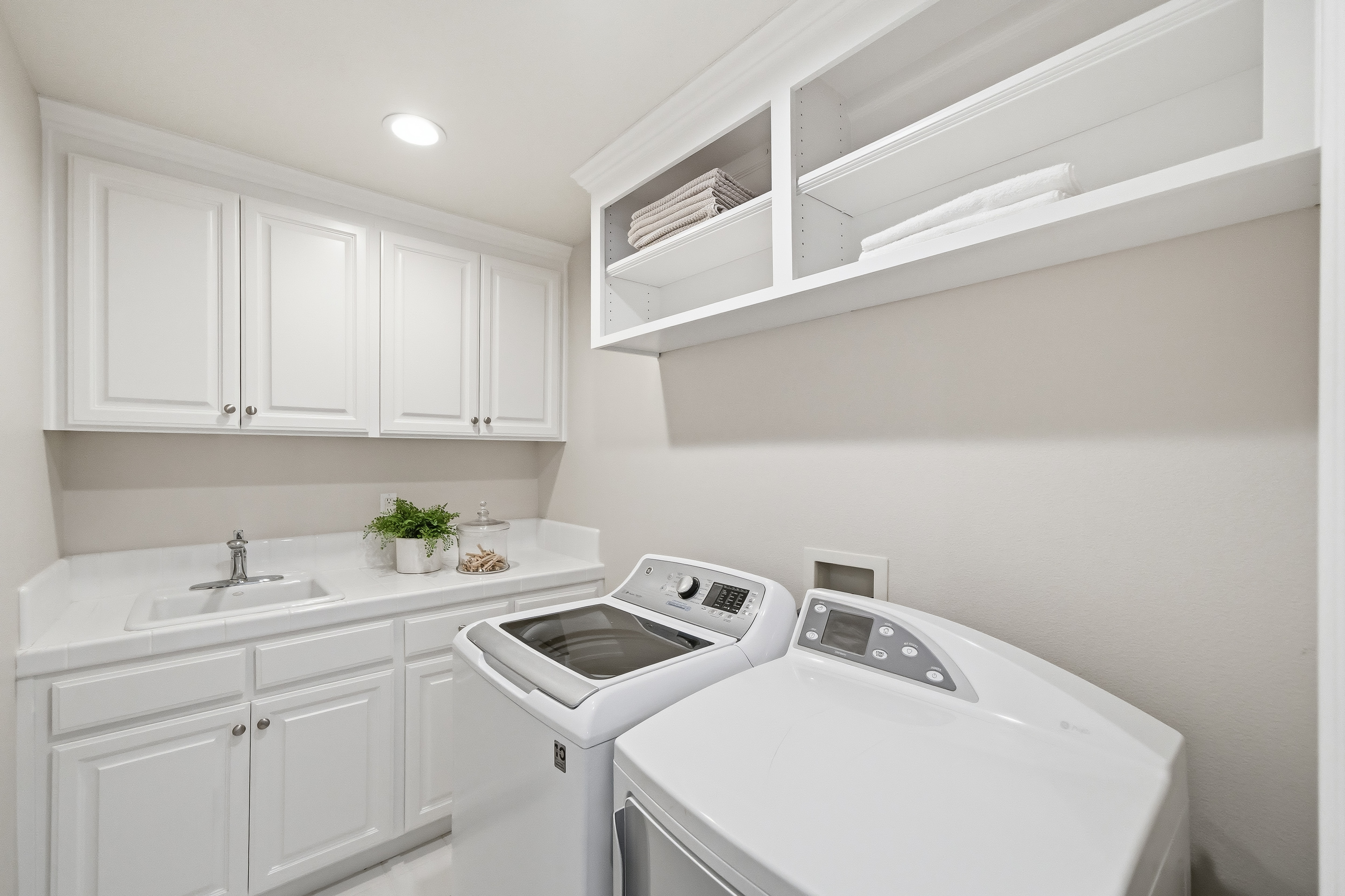 263 Mission Tierra Place 