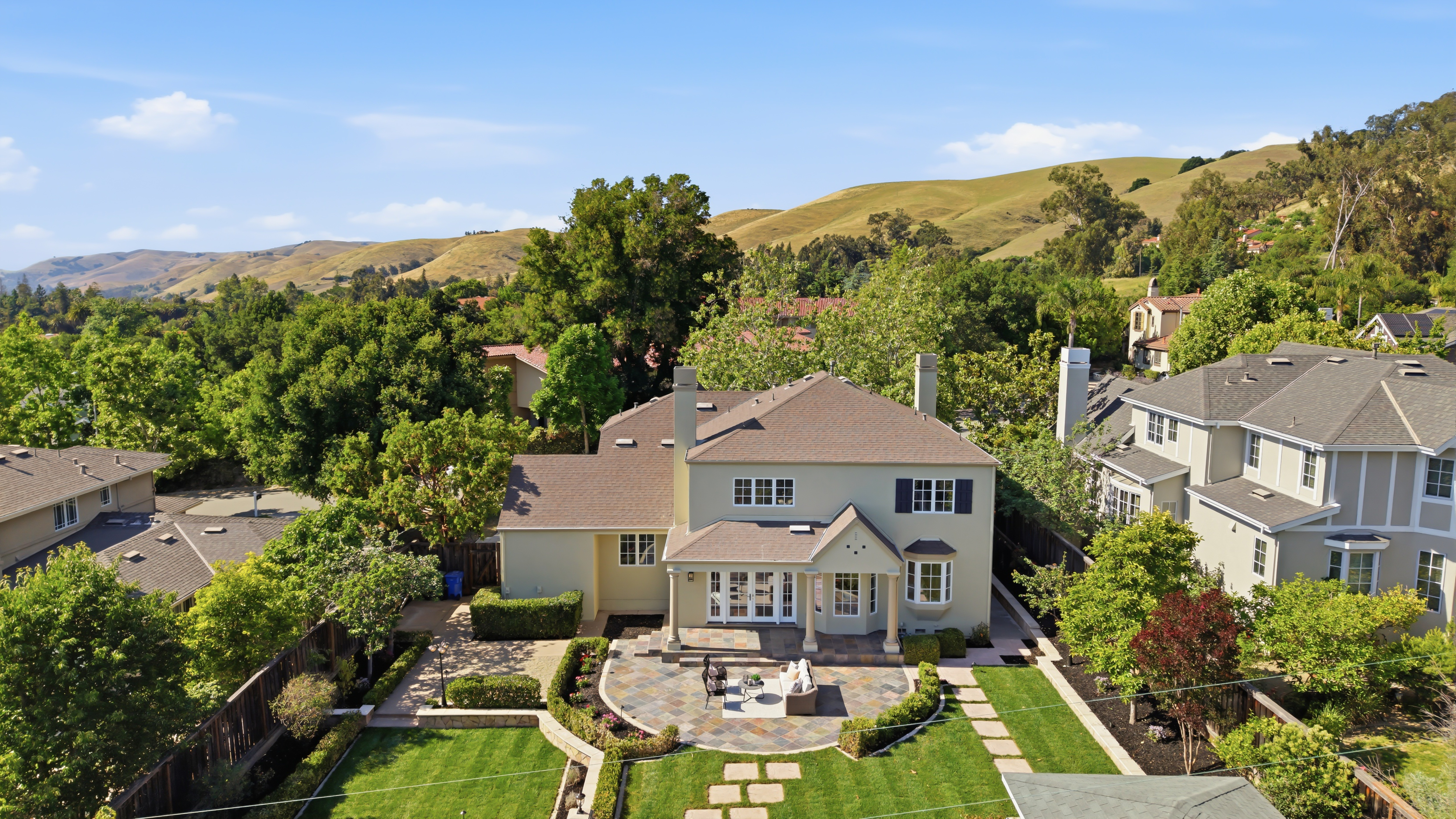 263 Mission Tierra Place 
