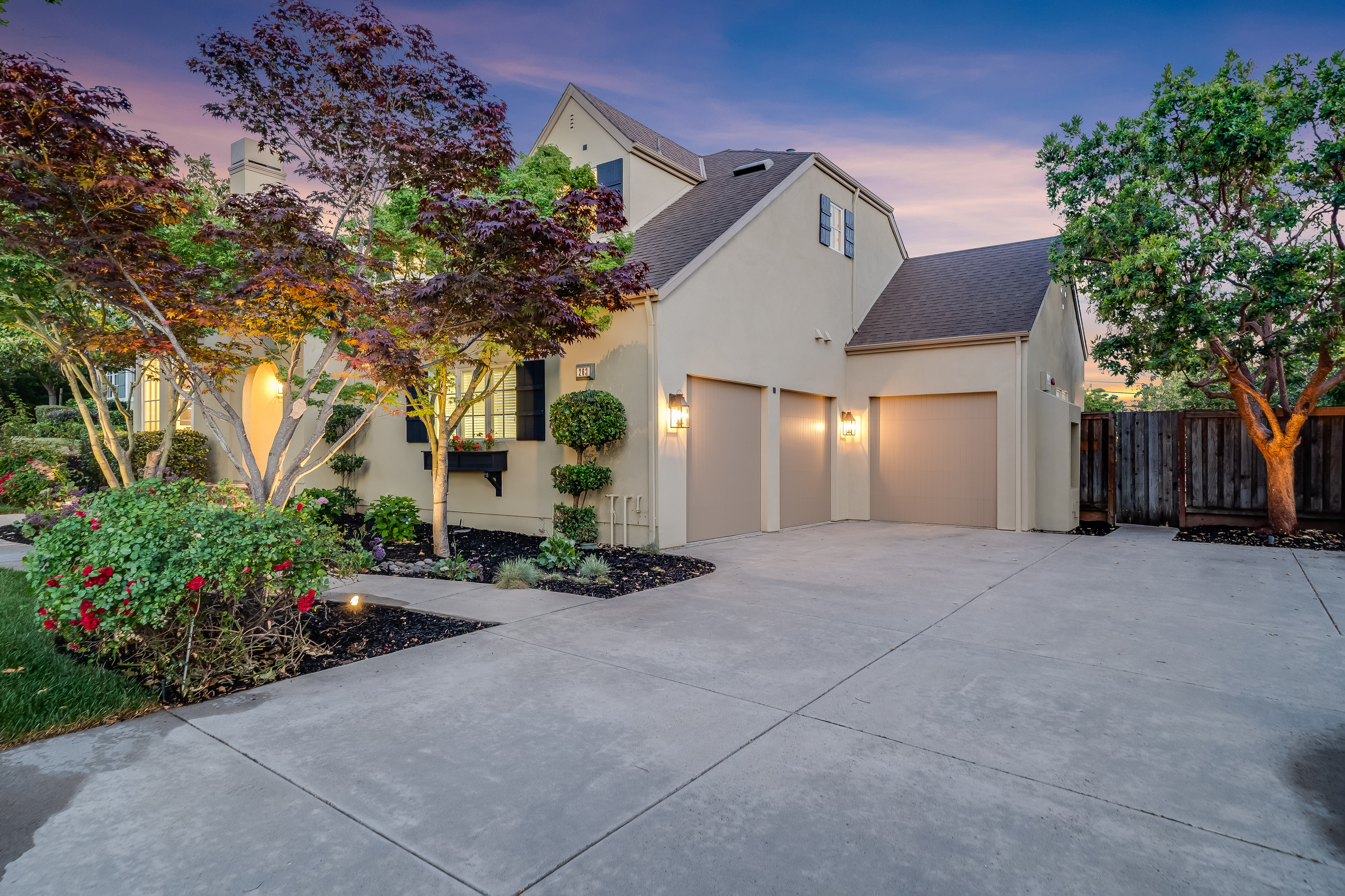 263 Mission Tierra Place 