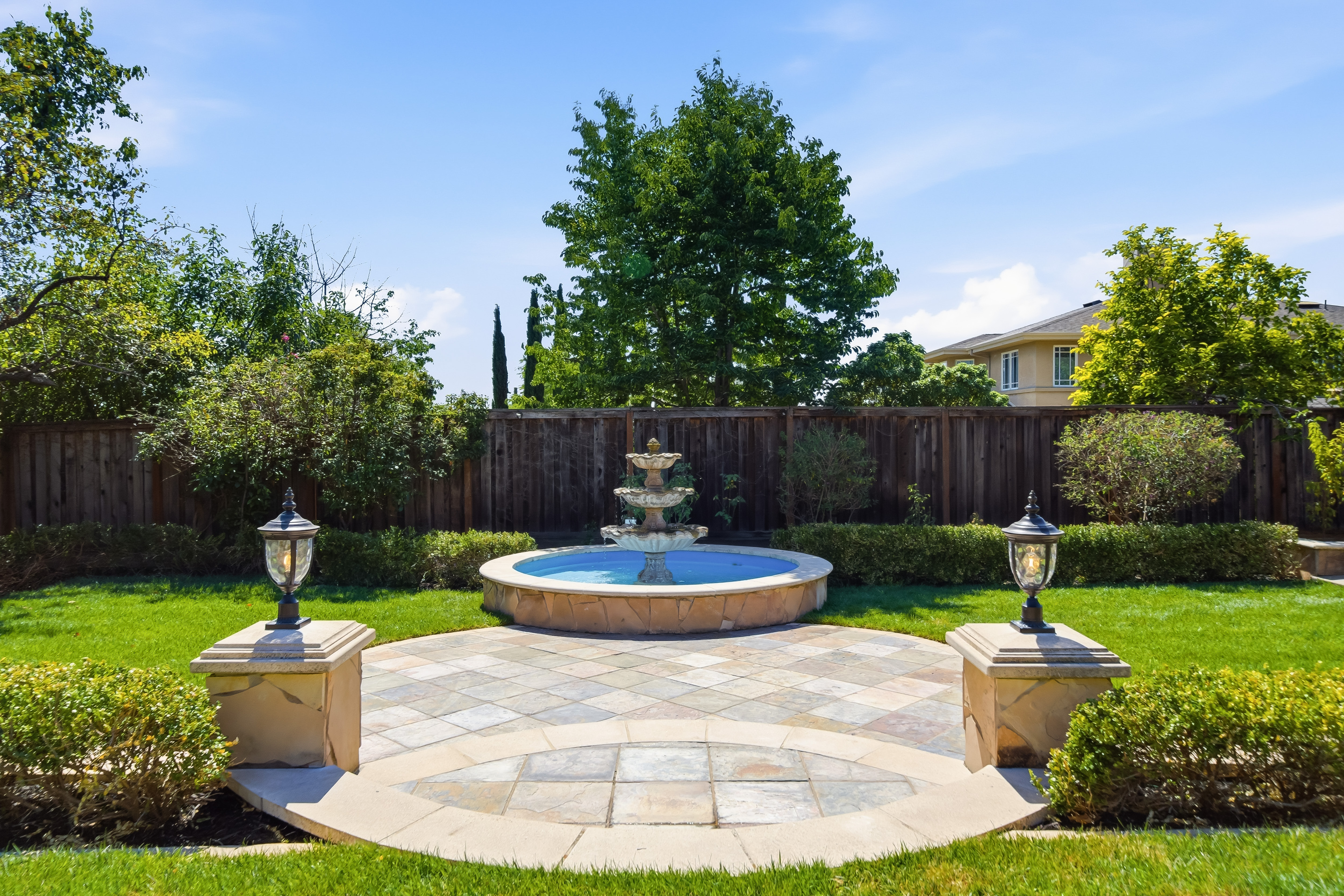 263 Mission Tierra Place 