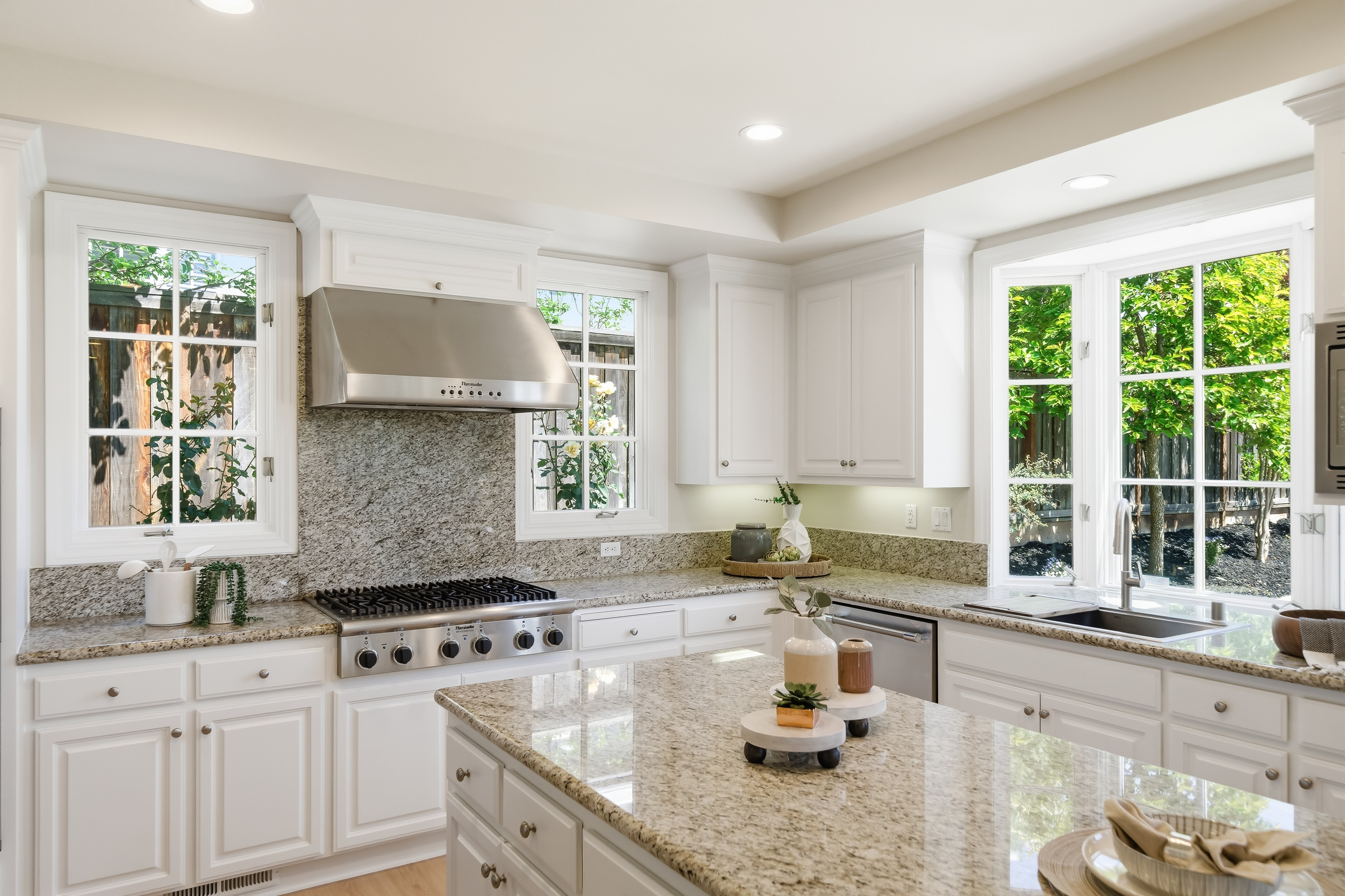 263 Mission Tierra Place 