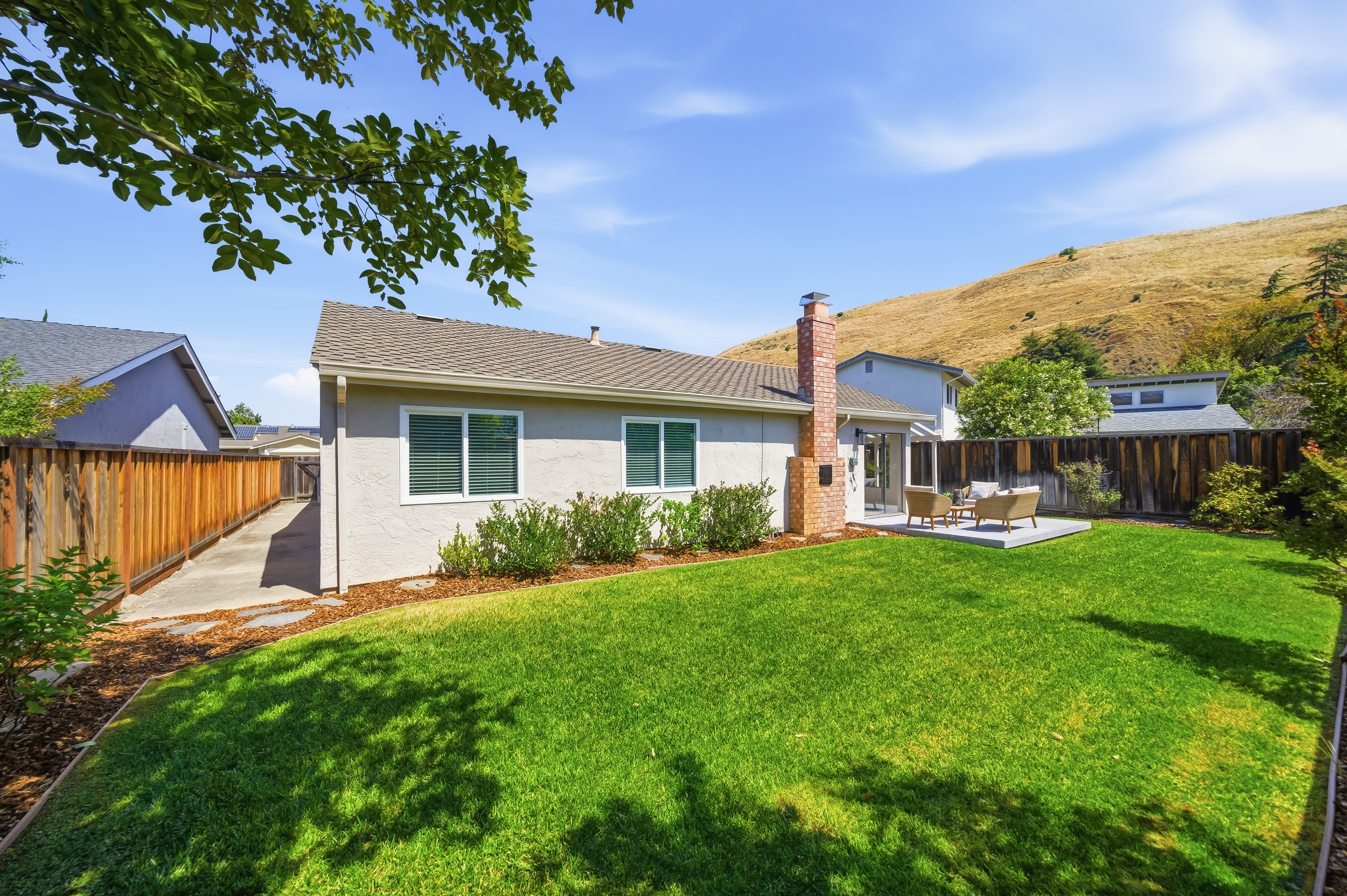 86 Snyder Way 