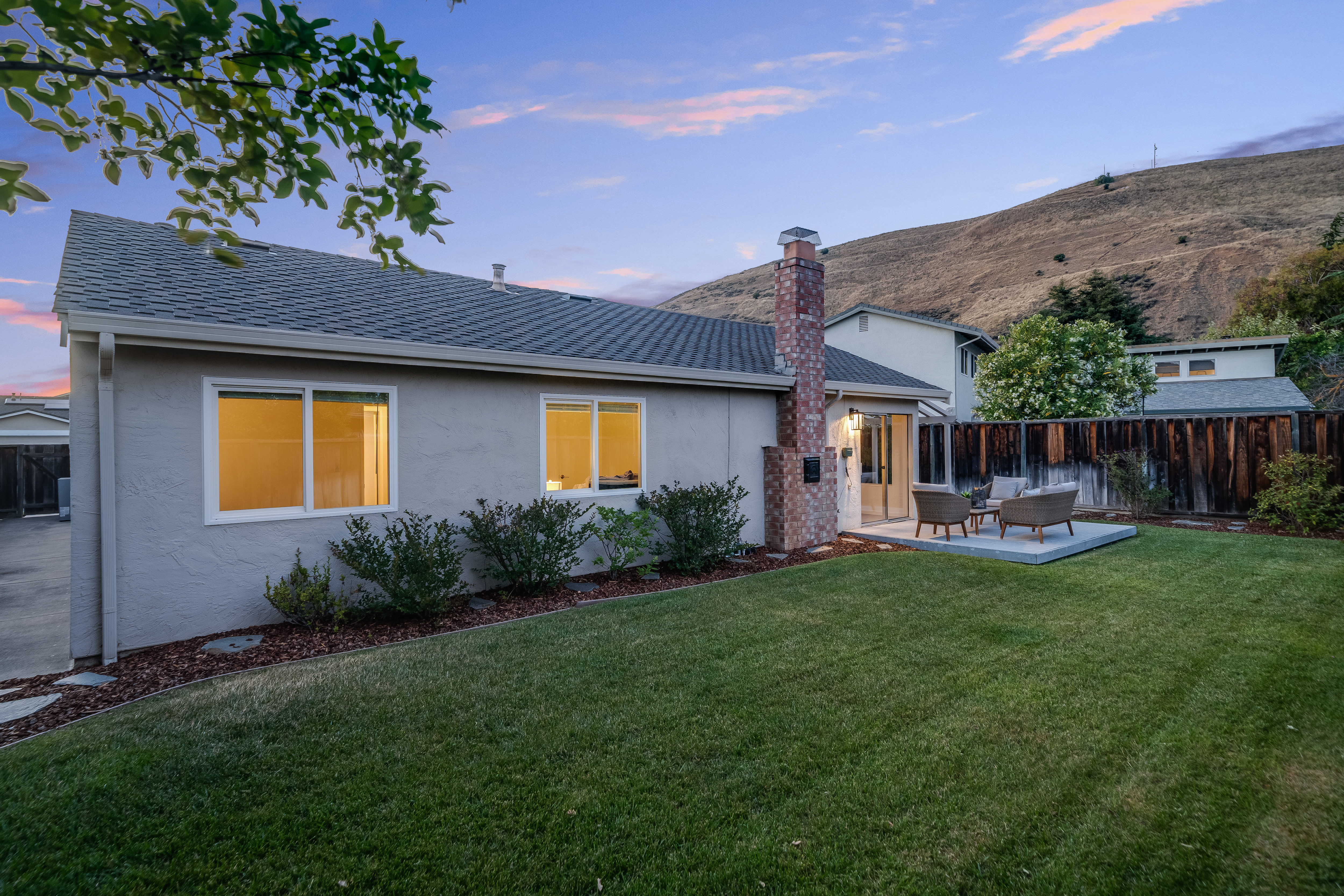 86 Snyder Way 
