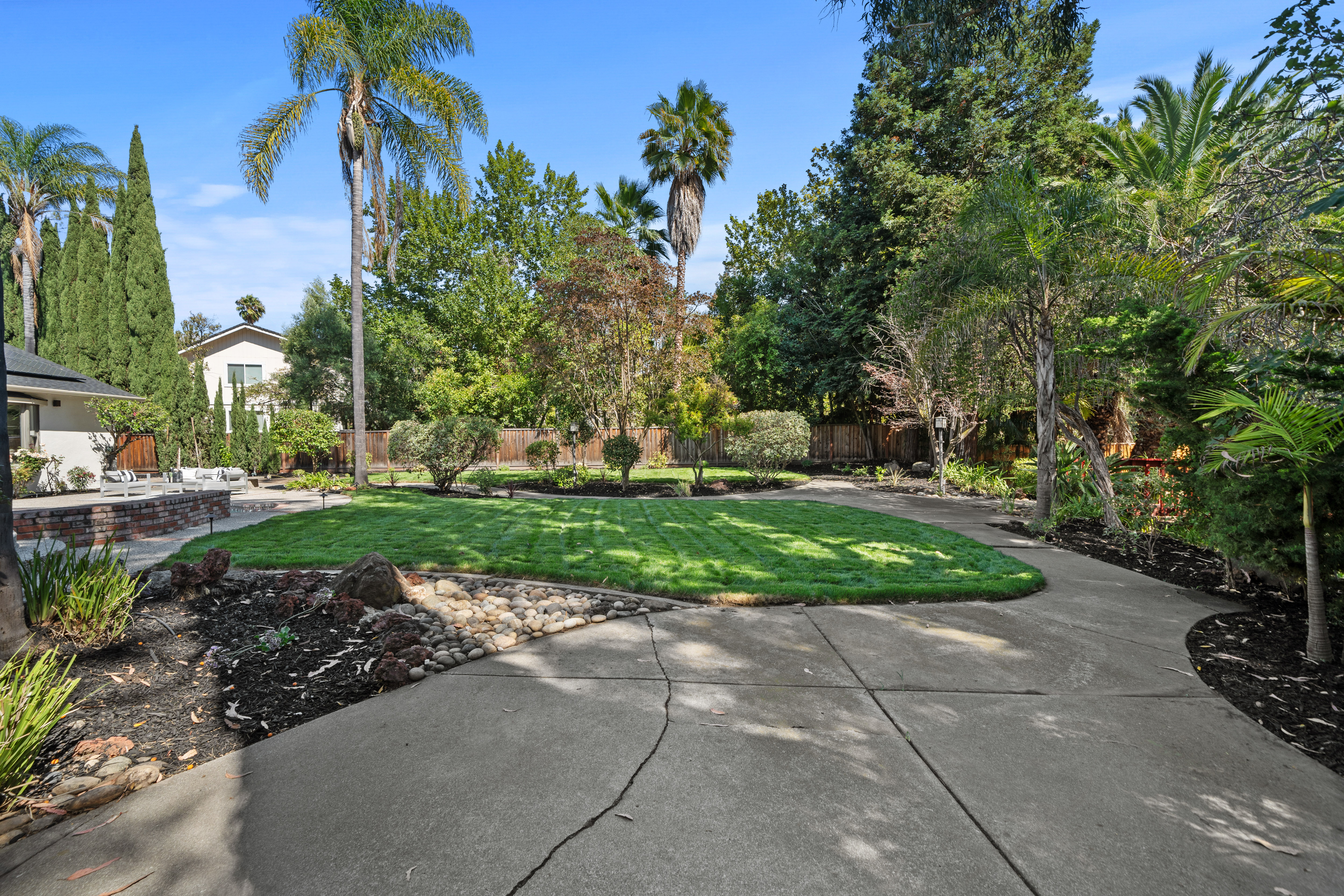 1288 Tolteca Court 