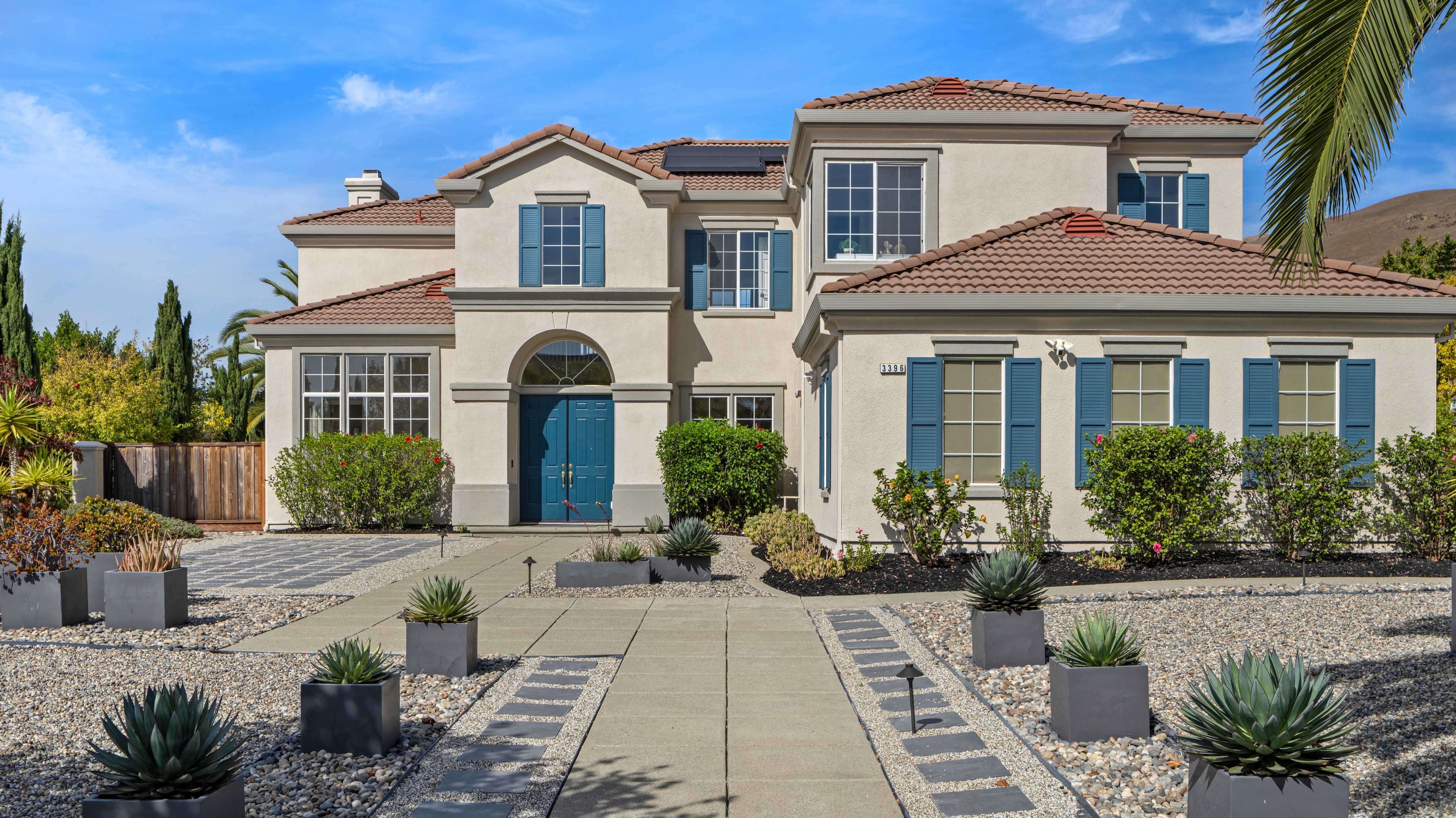 3396 Woodside Terrace 
