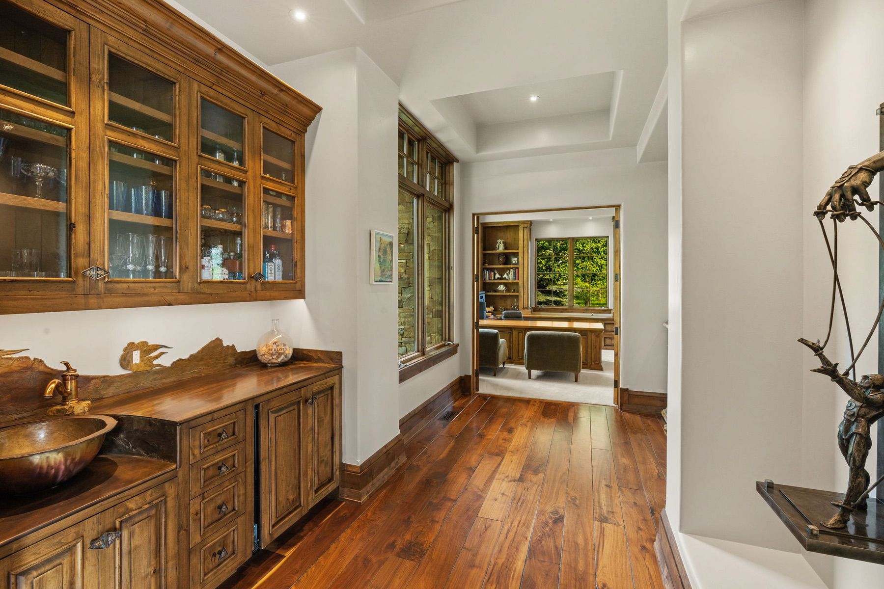 100 Farm View Lane