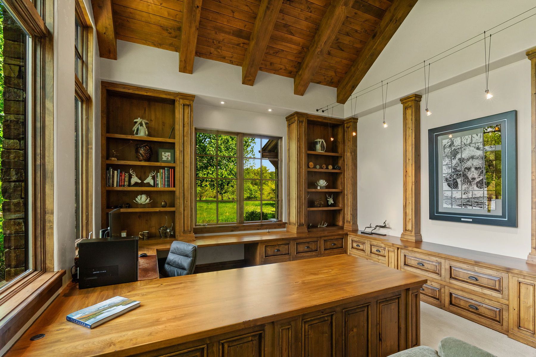 100 Farm View Lane