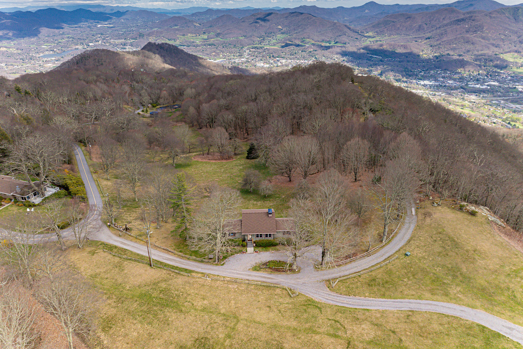 35 Eagle Ridge Drive
