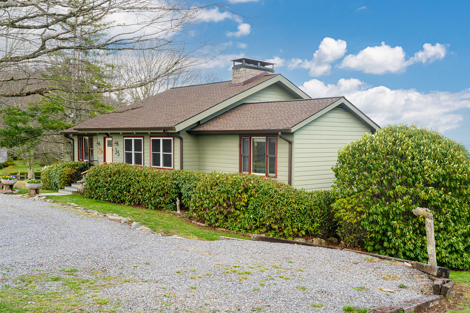 35 Eagle Ridge Drive