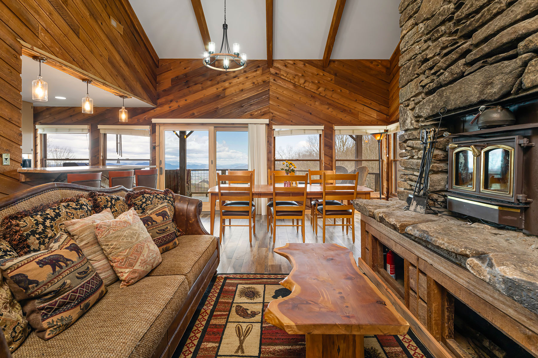 35 Eagle Ridge Drive