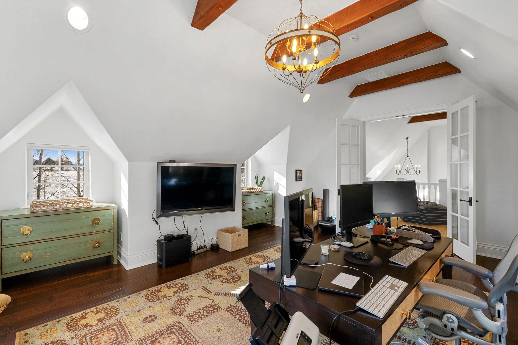 11 Kean Drive