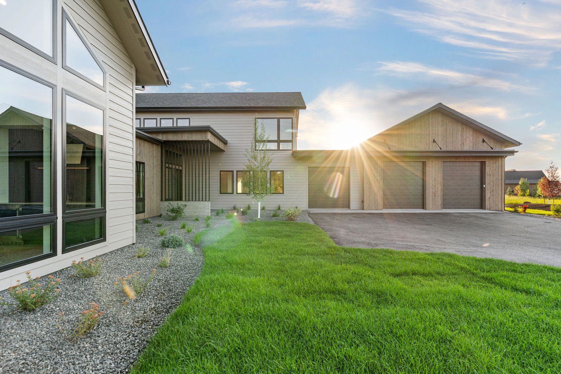 336 Clancy Way