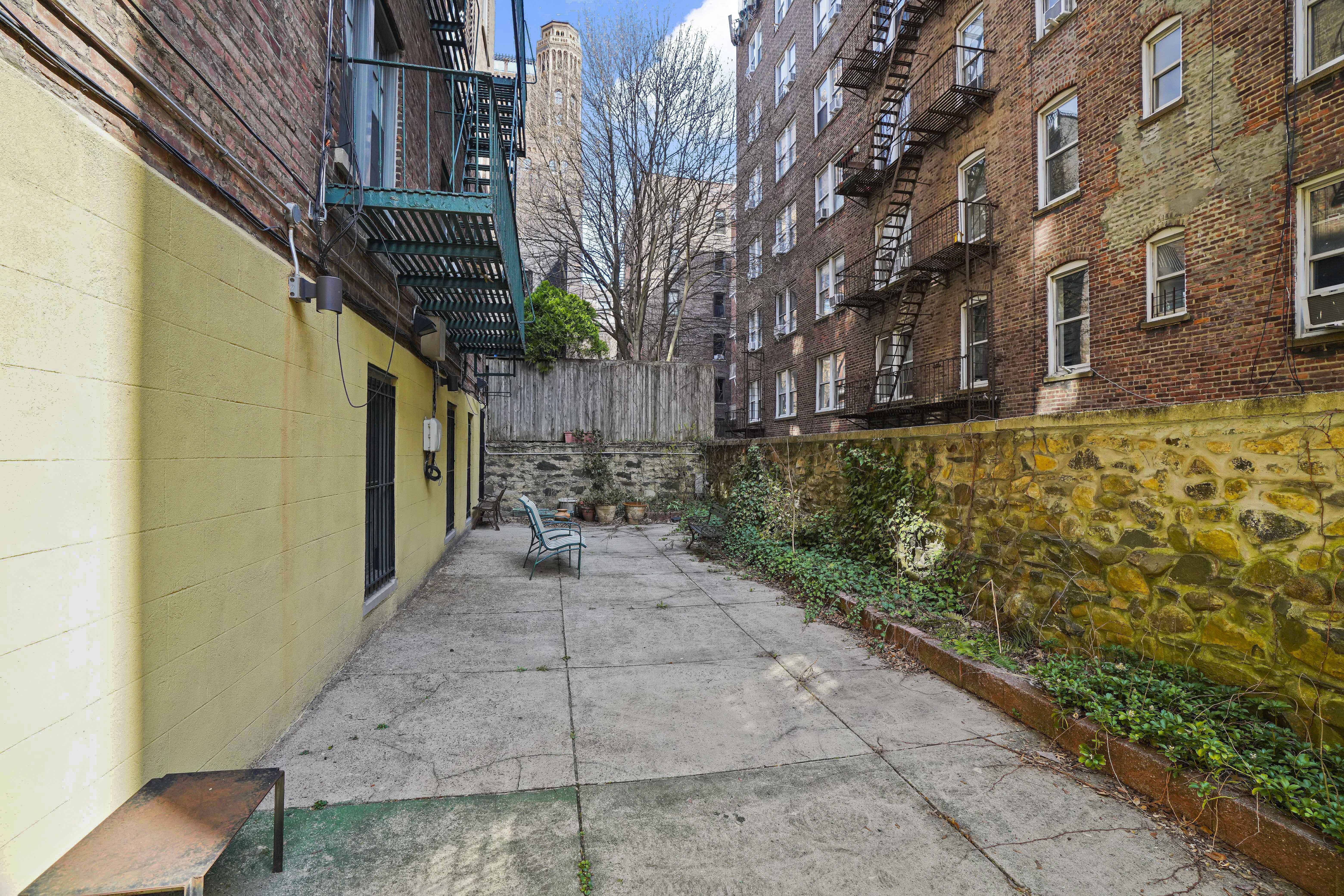 115 Willow St. 5f
