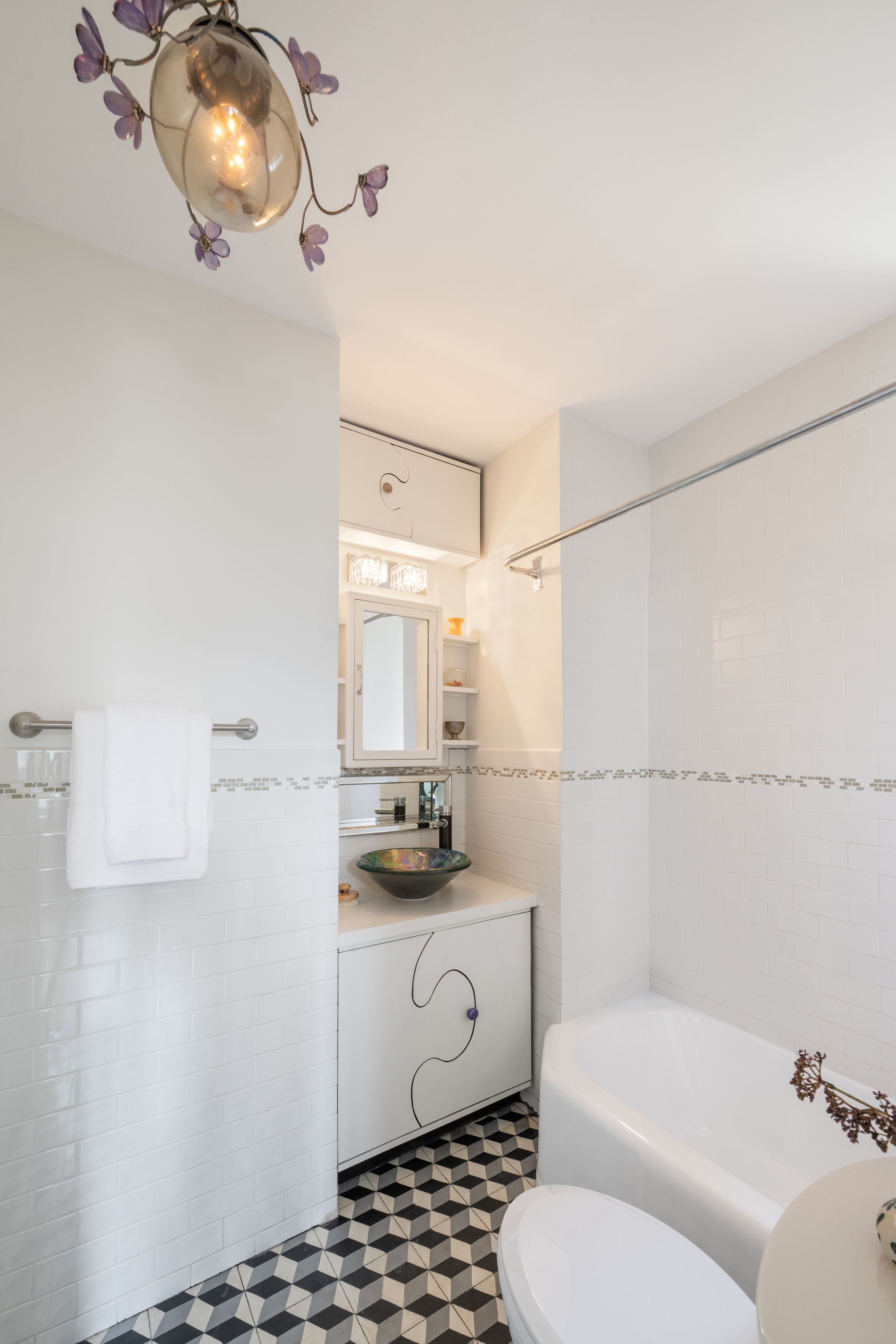 222 East 71st Street 6B