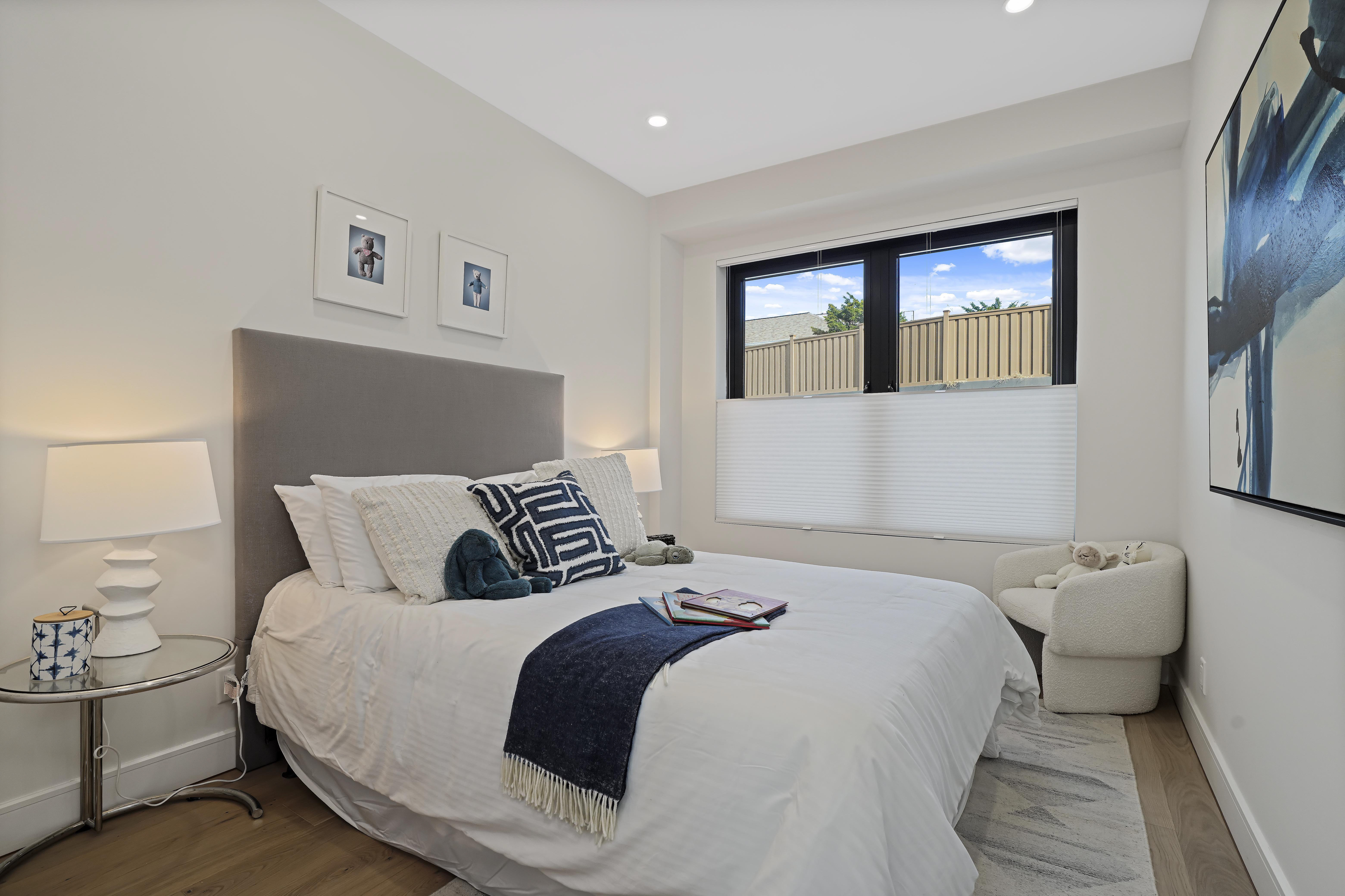 21-31 Shore Blvd. 1b
