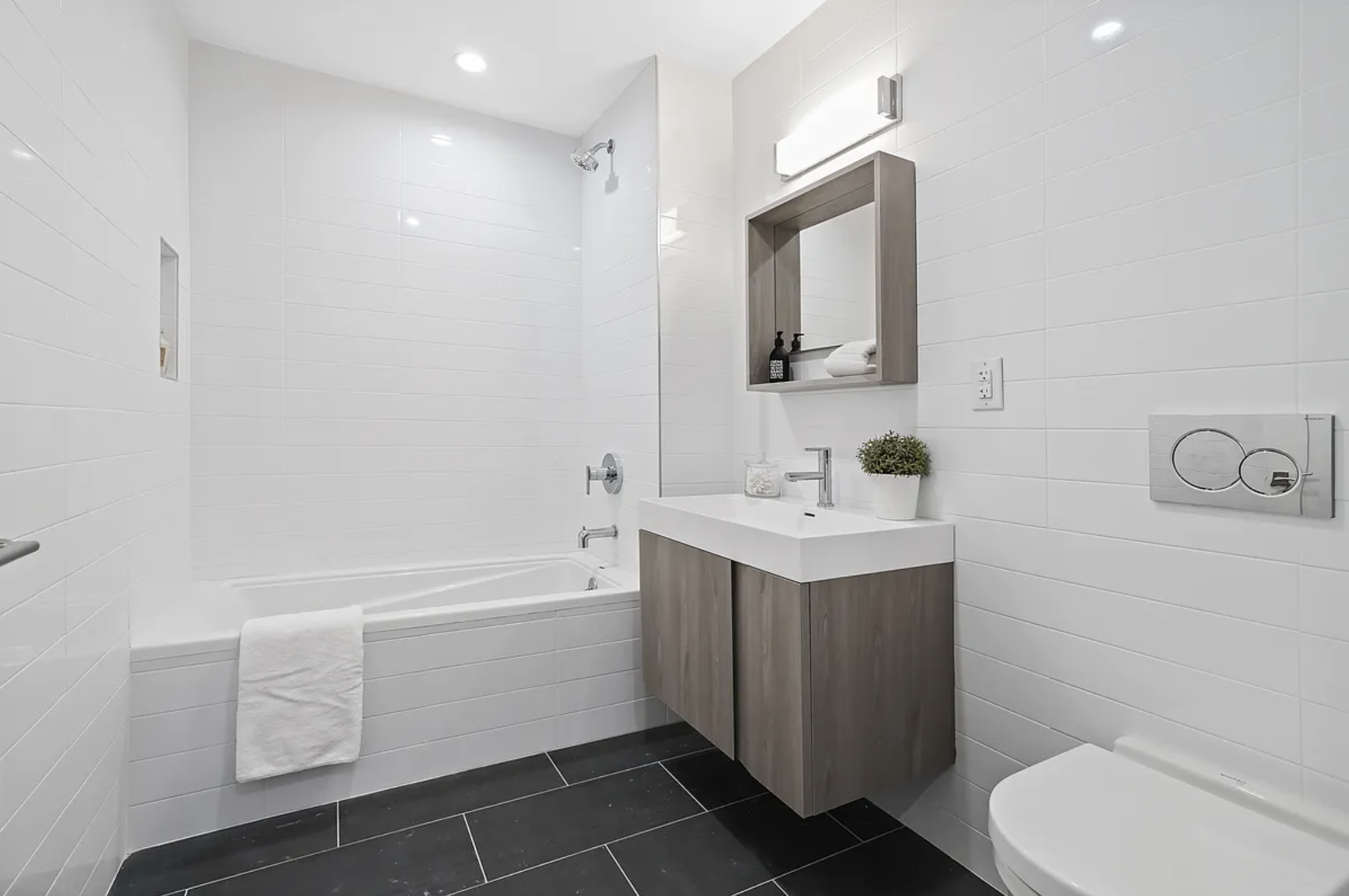 40 Huntington St. 1e