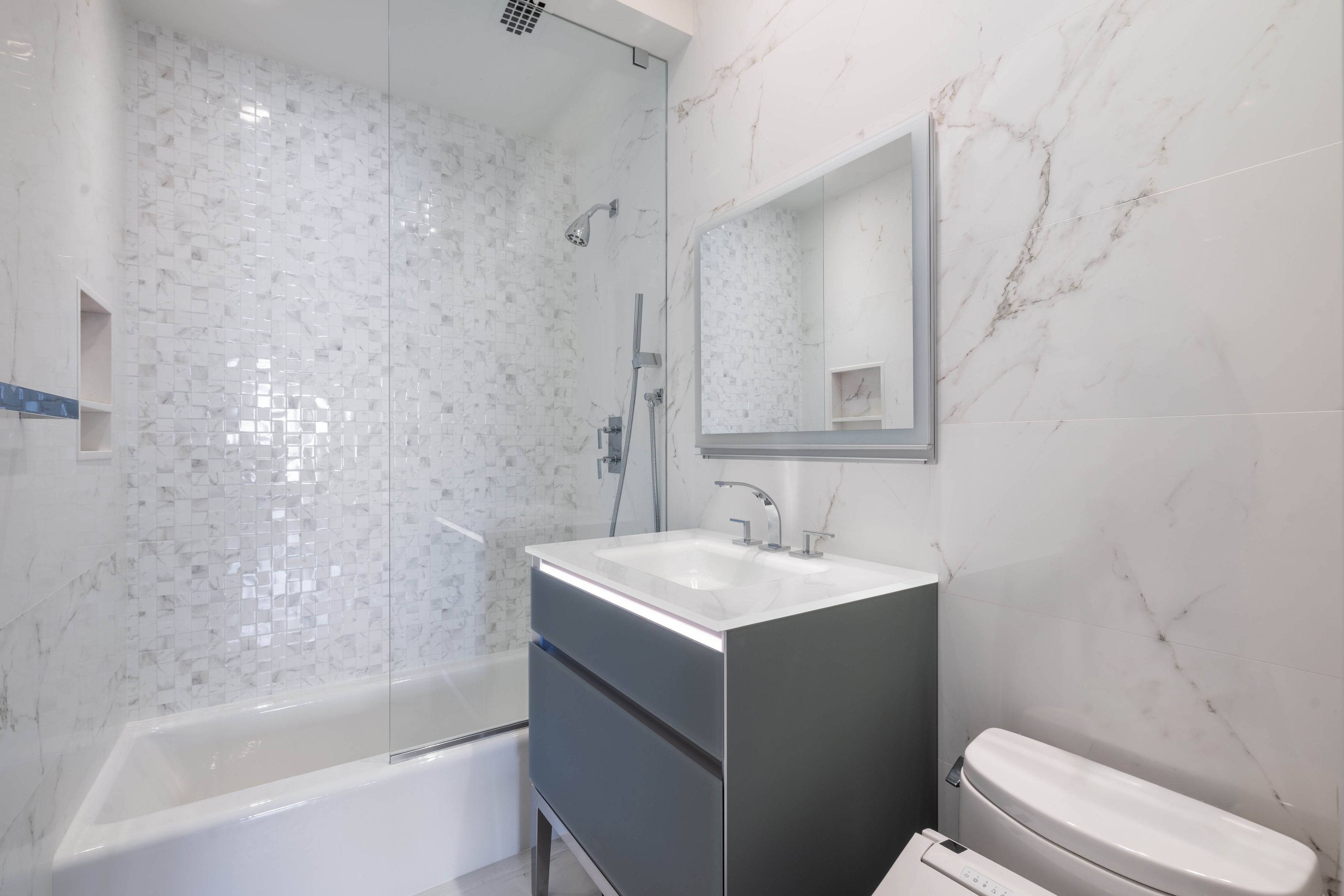 10 East 70th Street 10D