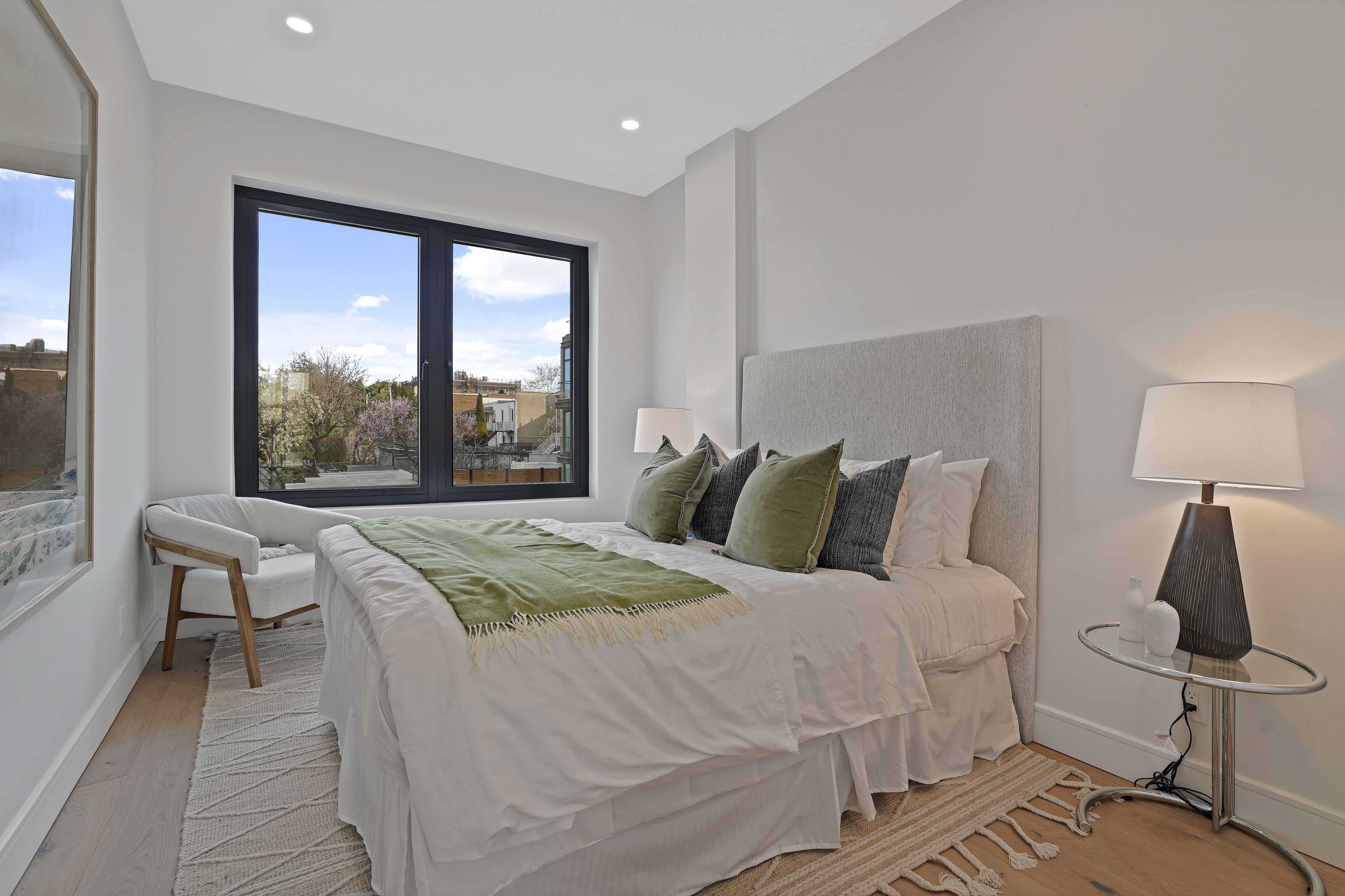 21-31 Shore Blvd. 3c