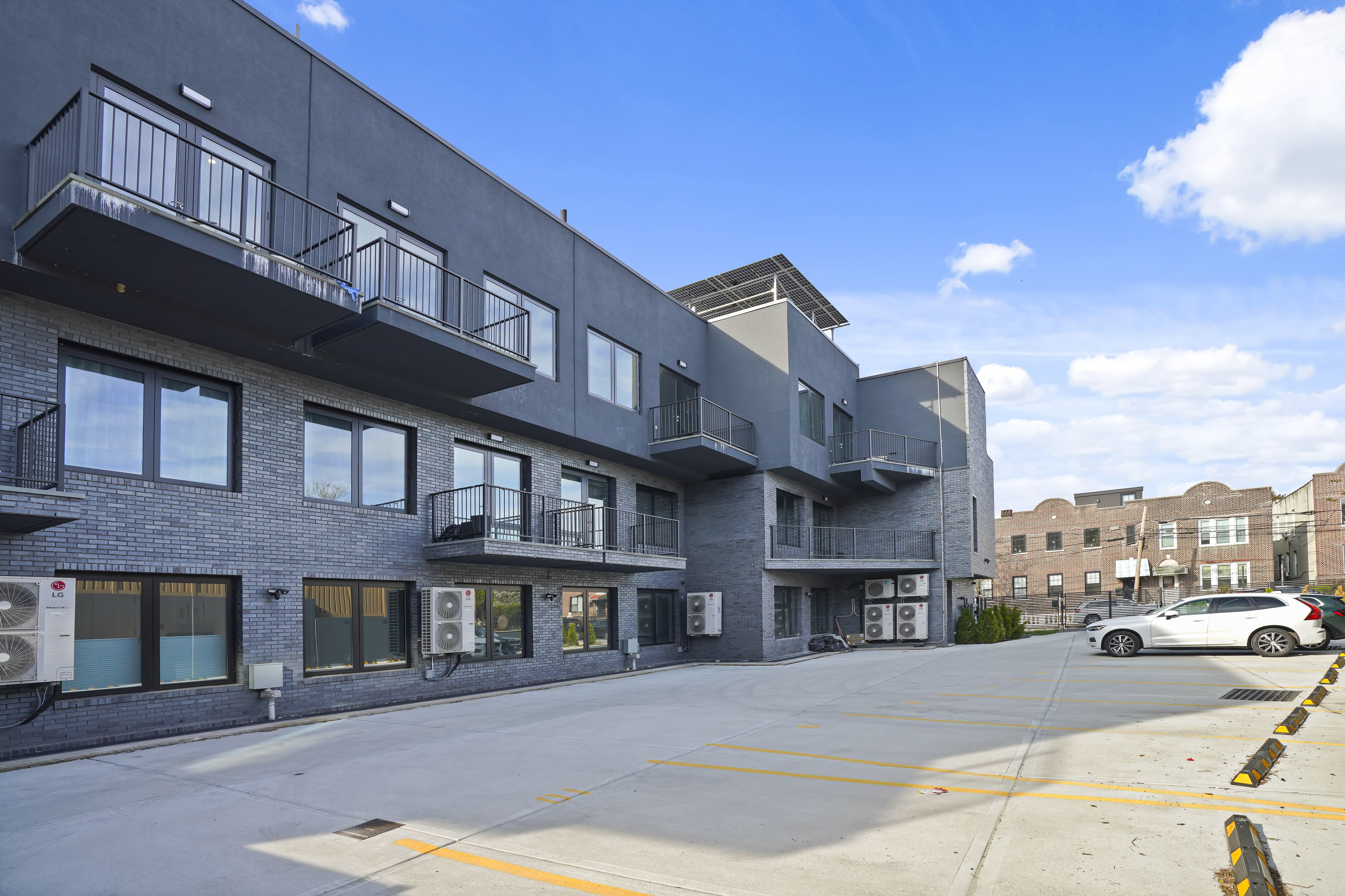 21-31 Shore Blvd. 3c
