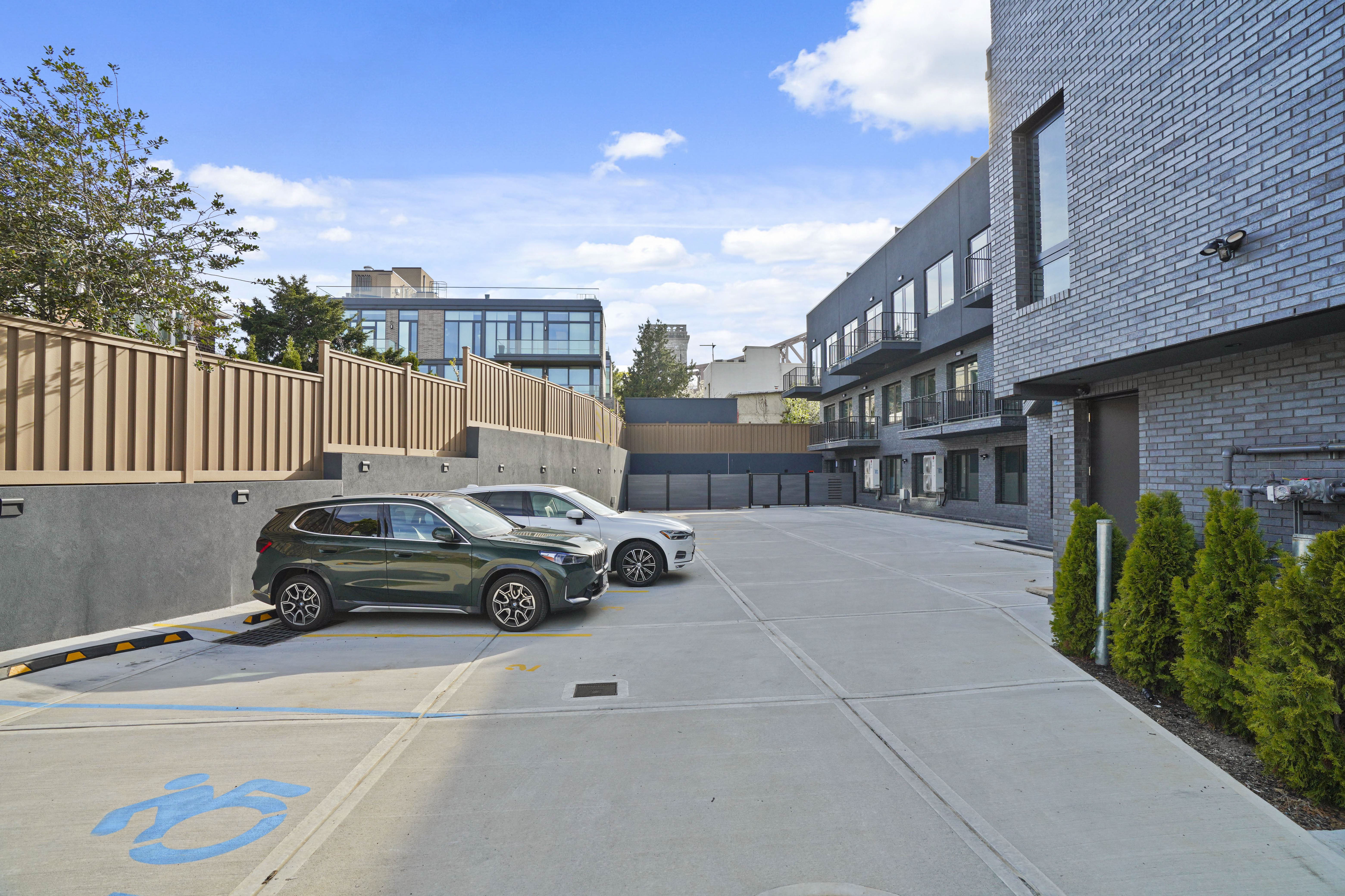 21-31 Shore Blvd. 3c