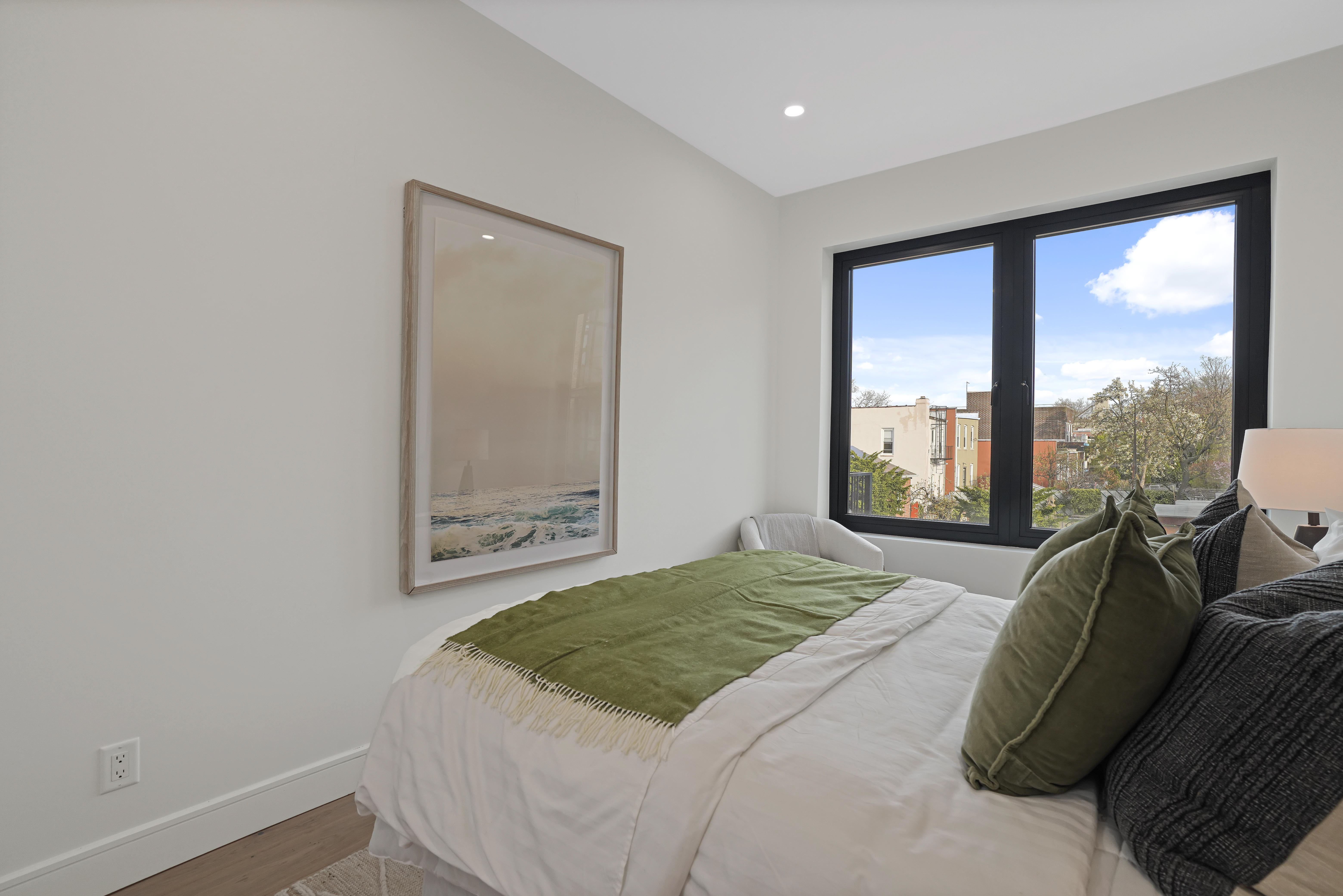 21-31 Shore Blvd. 3c