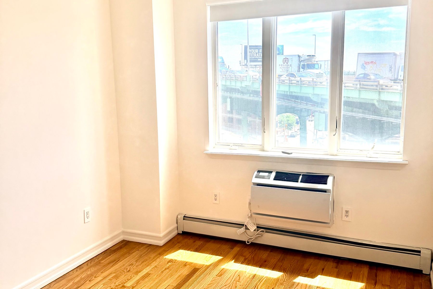 562 Court St. 5b