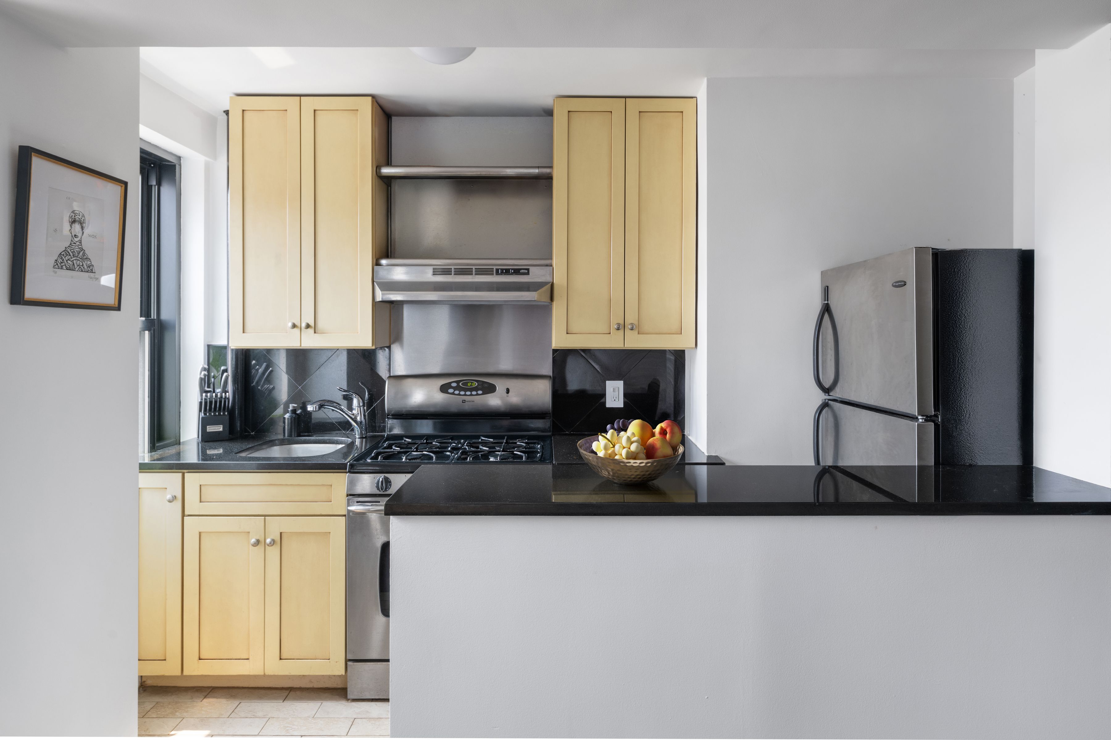 300 West 23rd Street 8G