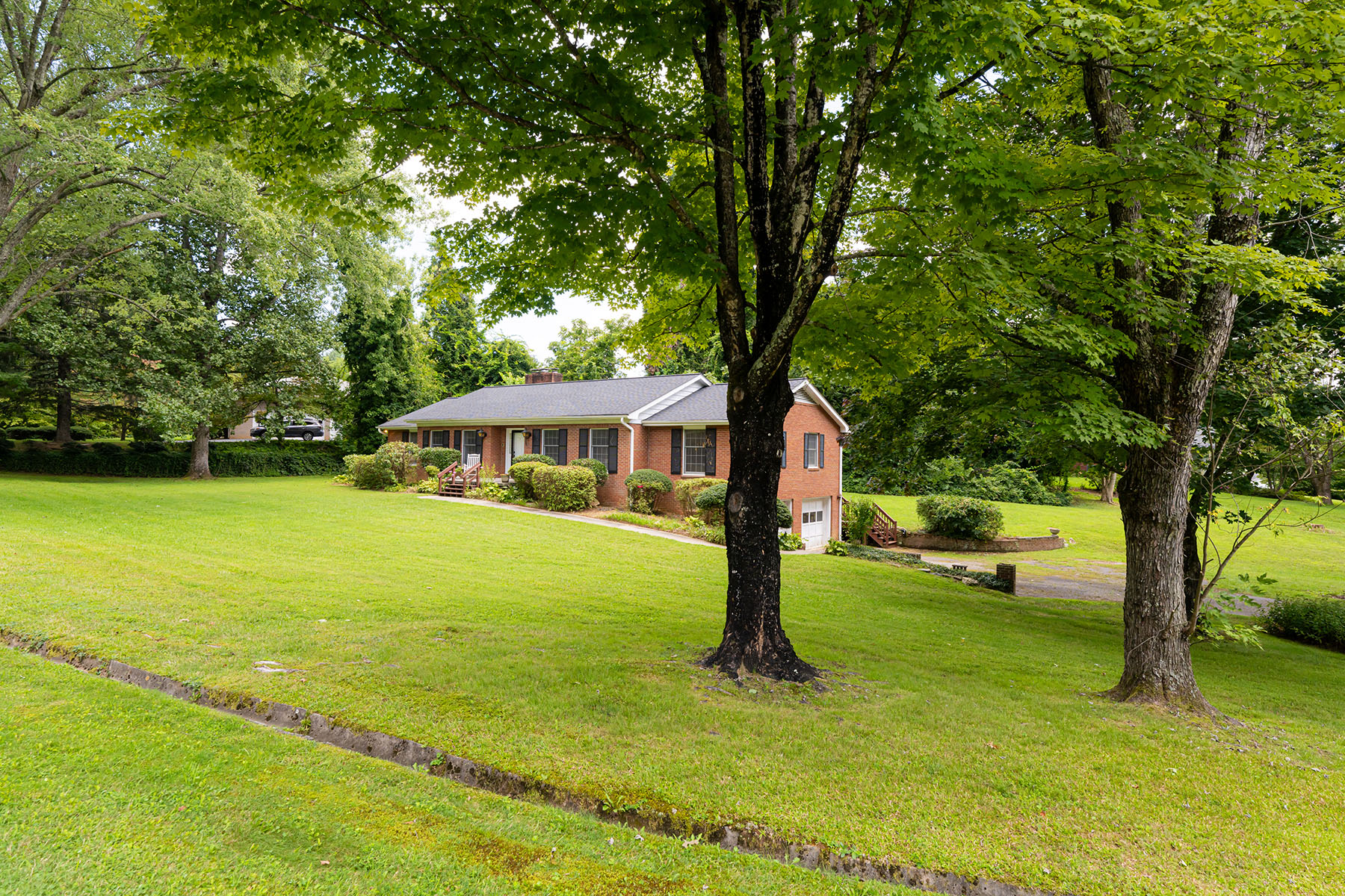 106 Yardley Court