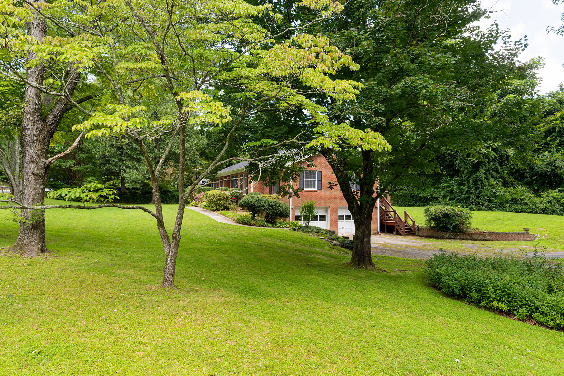 106 Yardley Court