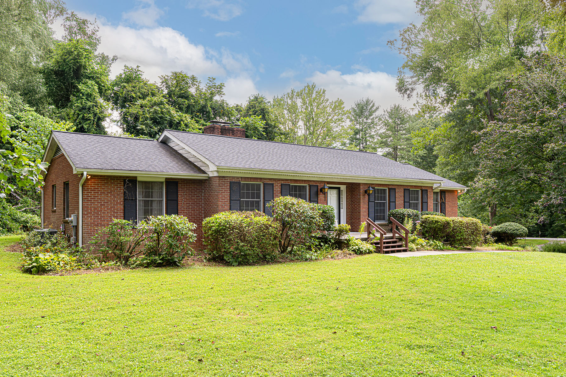 106 Yardley Court