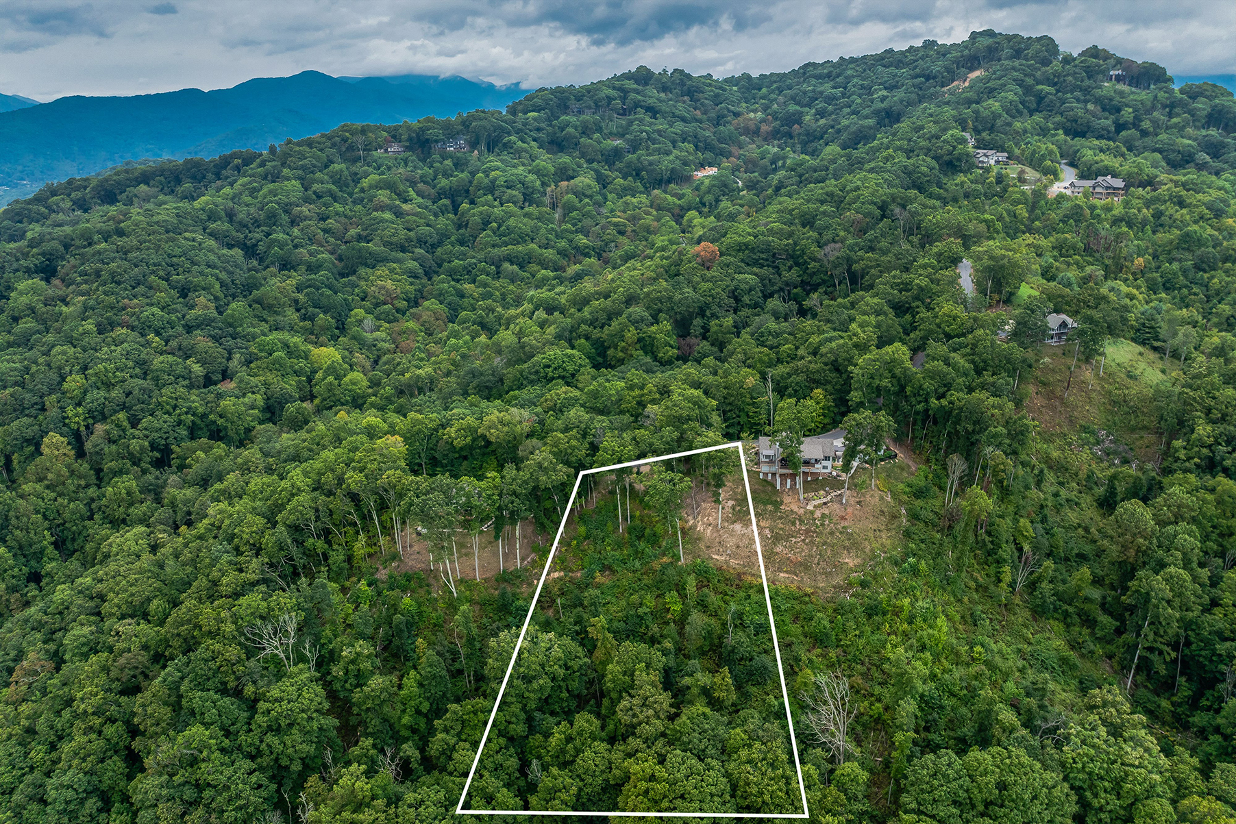 Lot #12 Signature Row Boulevard