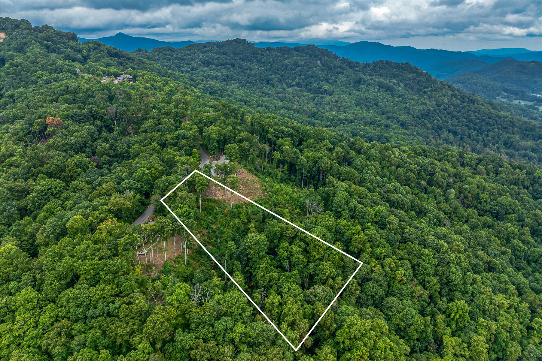 Lot #12 Signature Row Boulevard