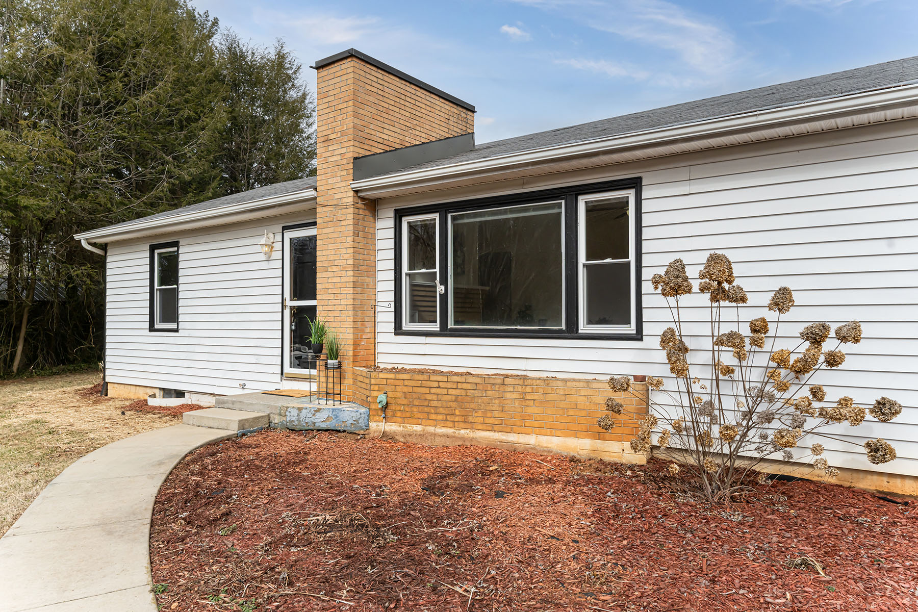 6373 Old Clyde Road