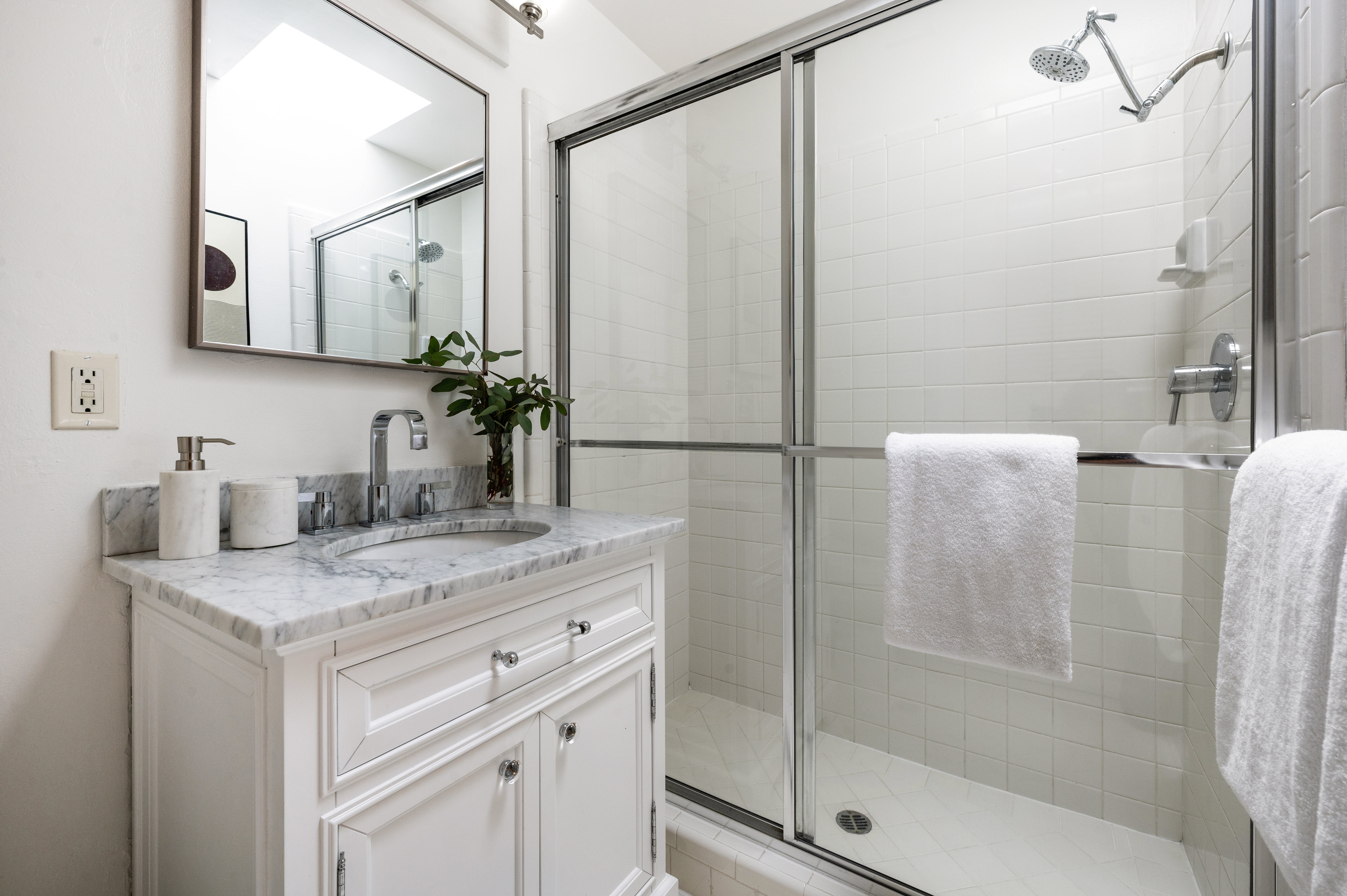 1755 Filbert Street #3a