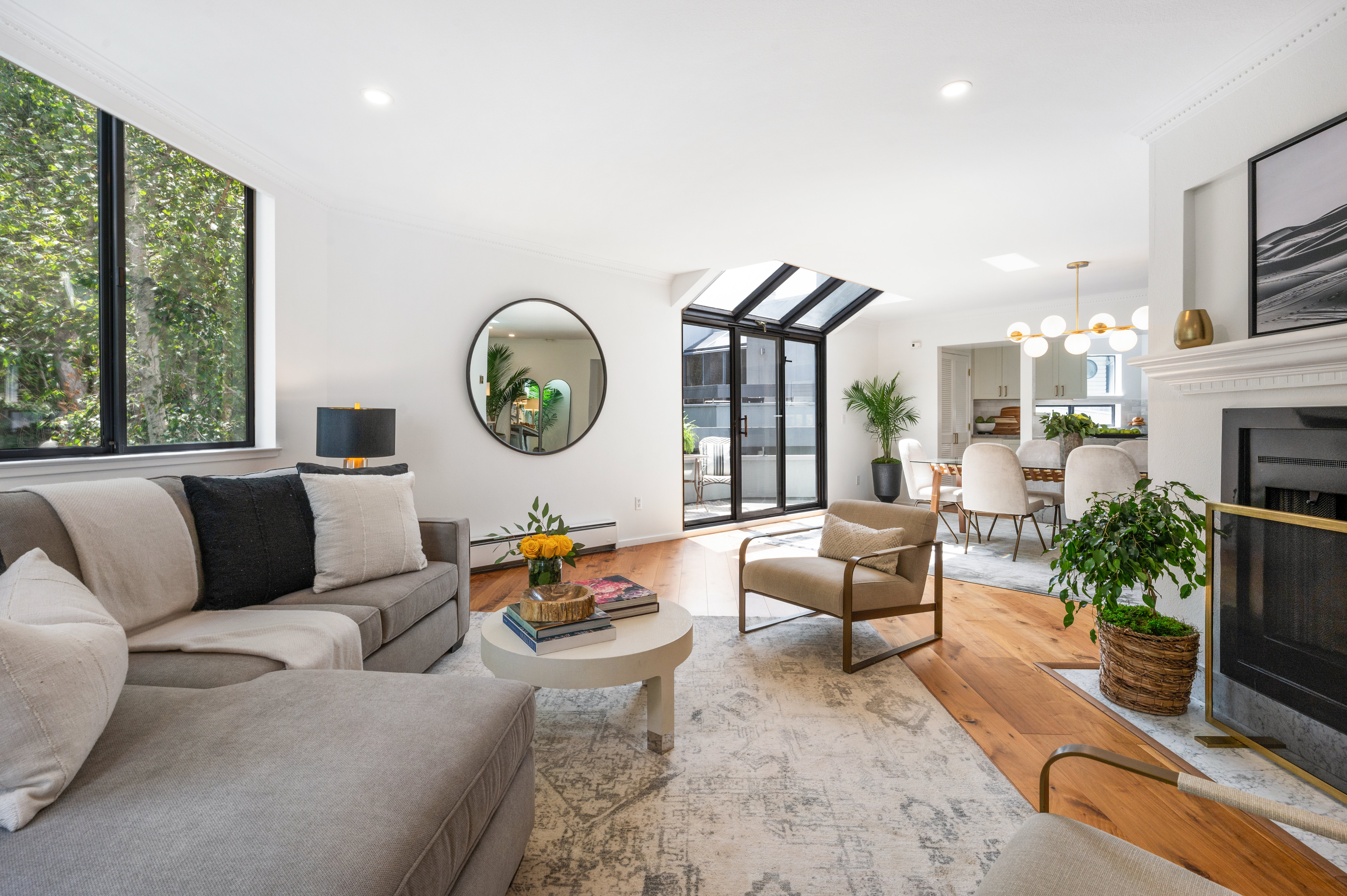 1755 Filbert Street #3a