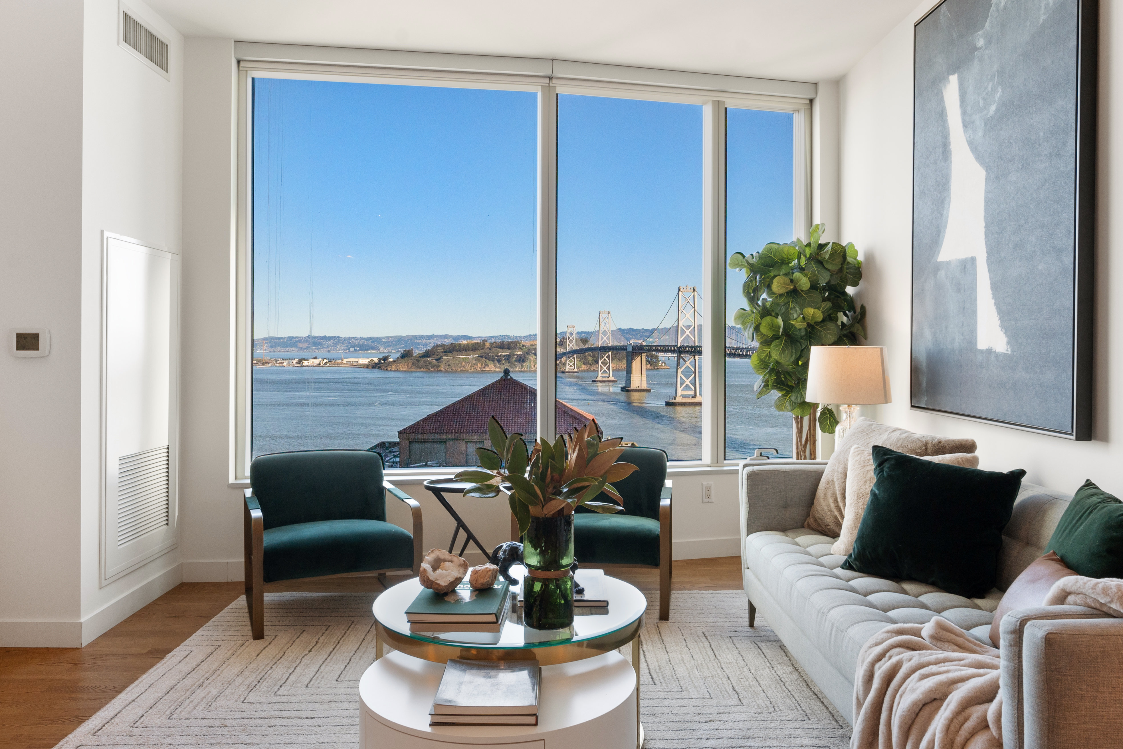 301 Main St #26C