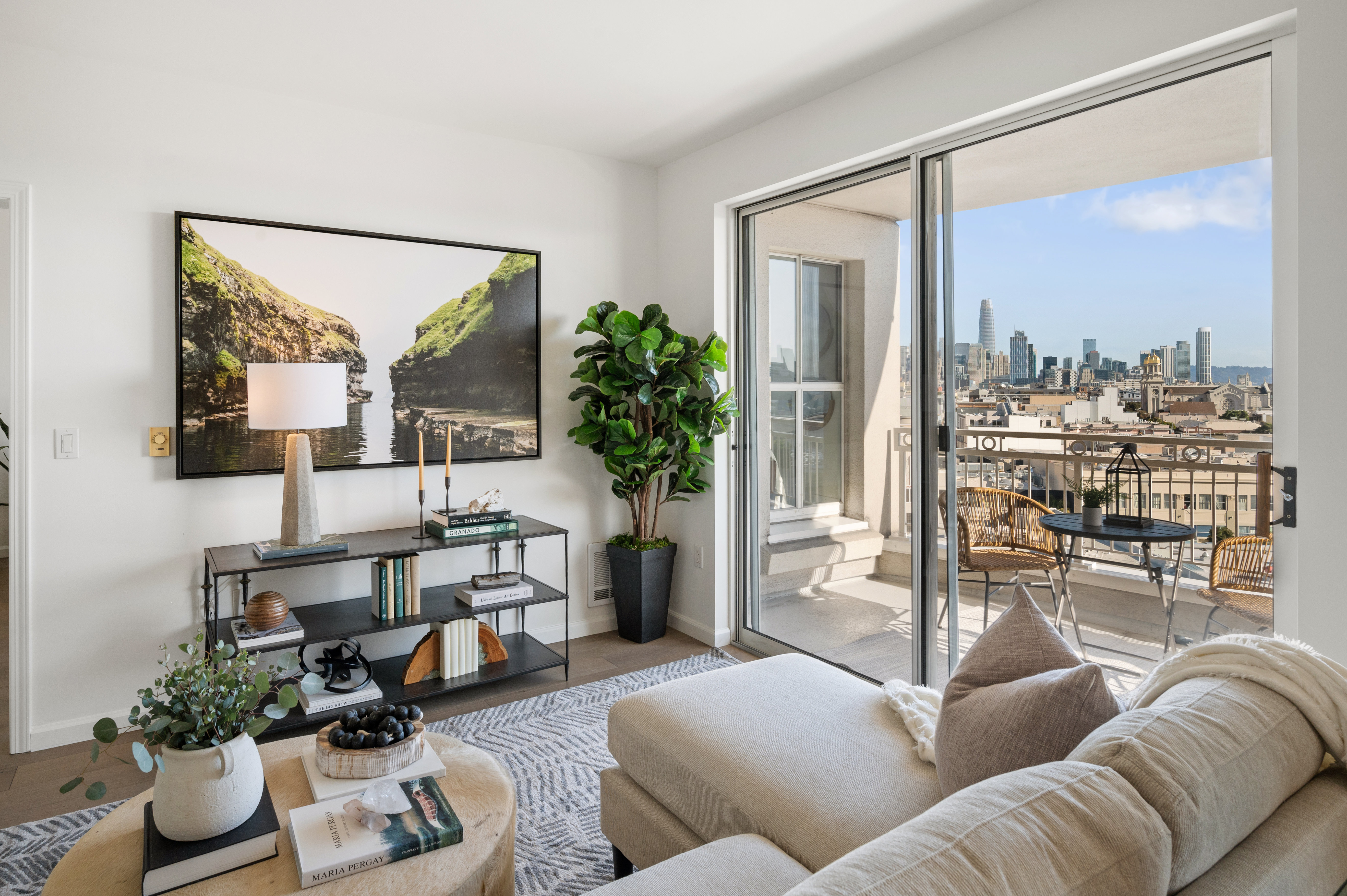 140 S Van Ness Ave #801
