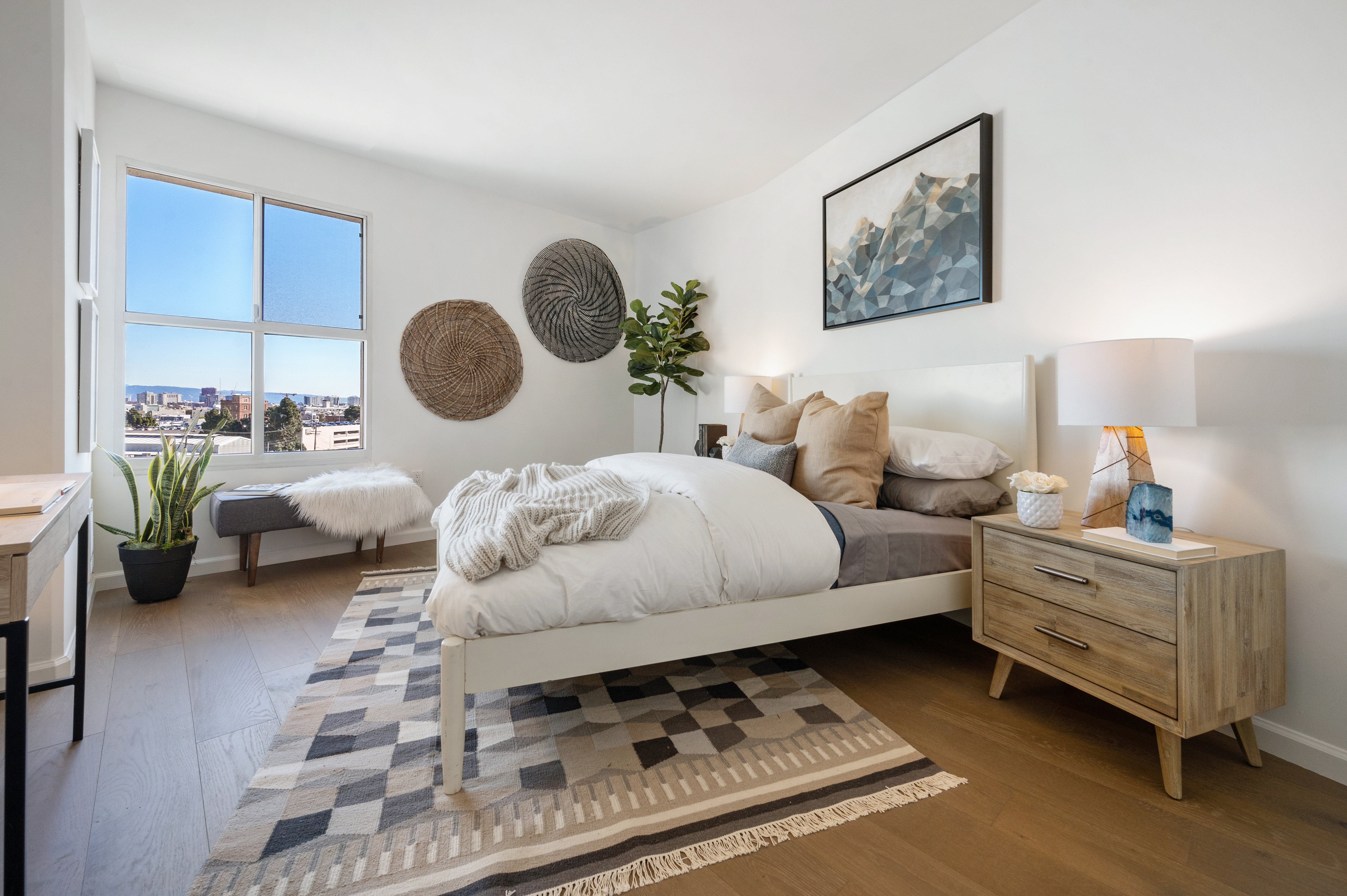 140 S Van Ness Ave #801