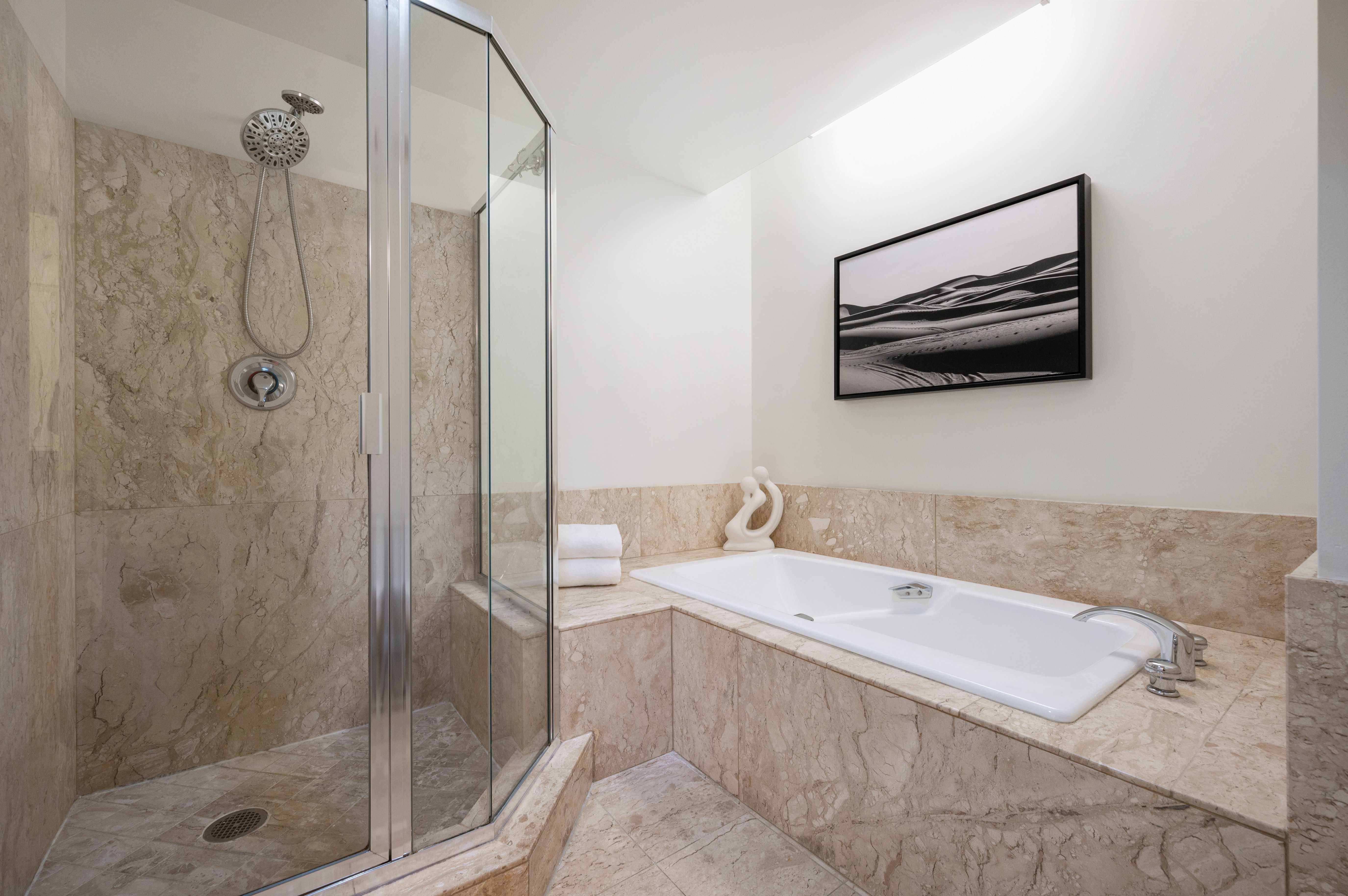 140 S Van Ness Ave #801
