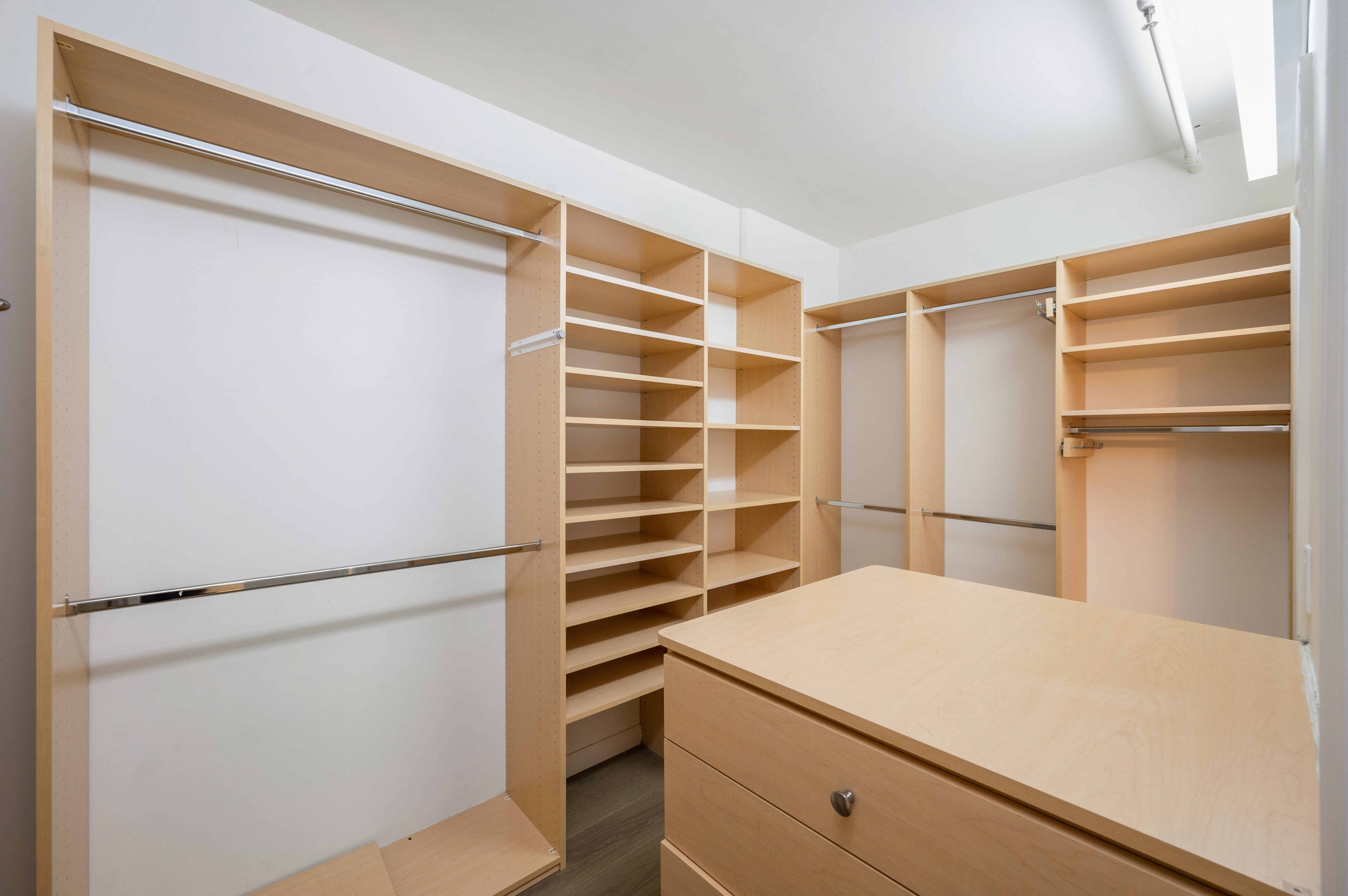 140 S Van Ness Ave #801