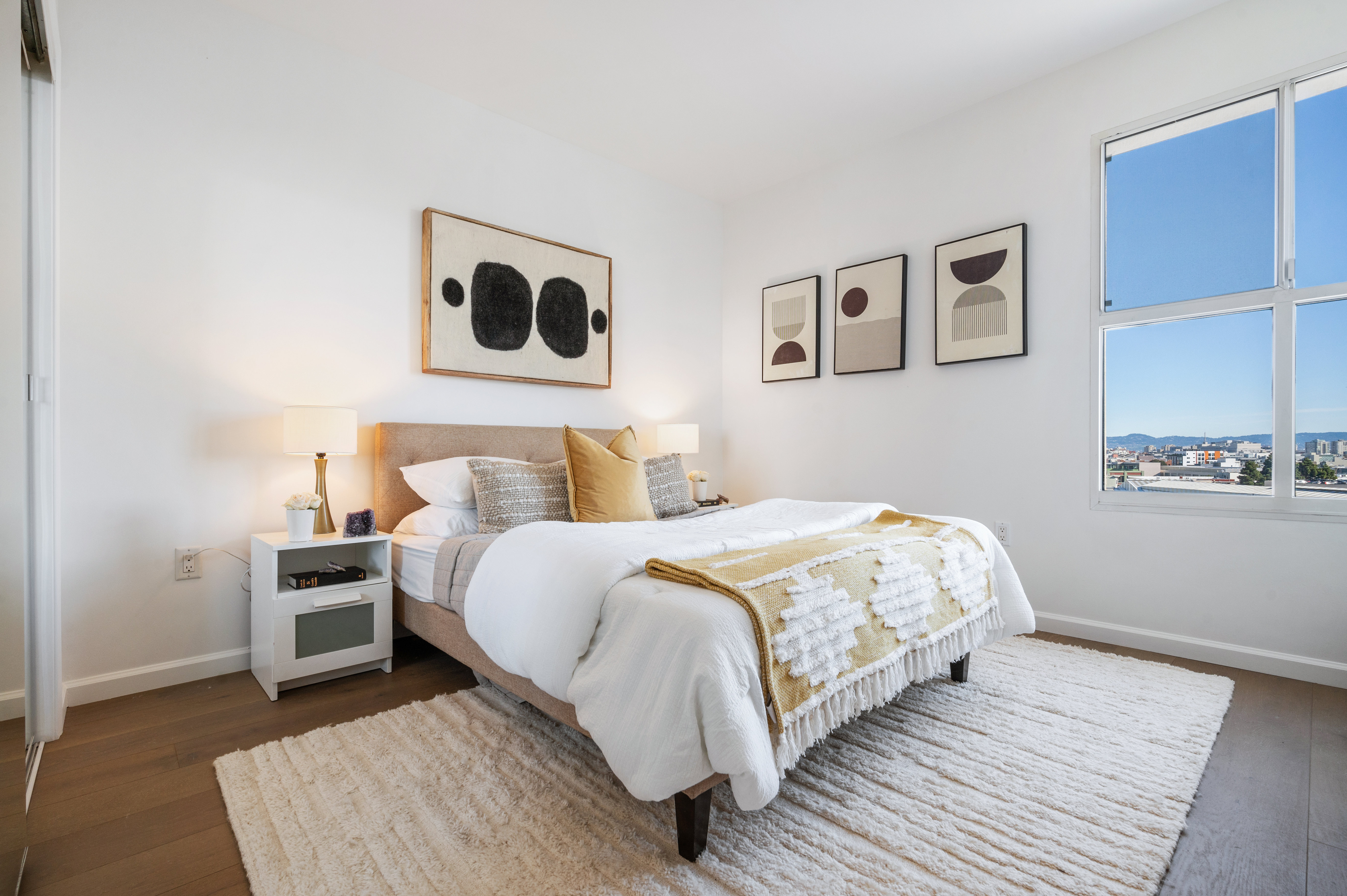 140 S Van Ness Ave #801