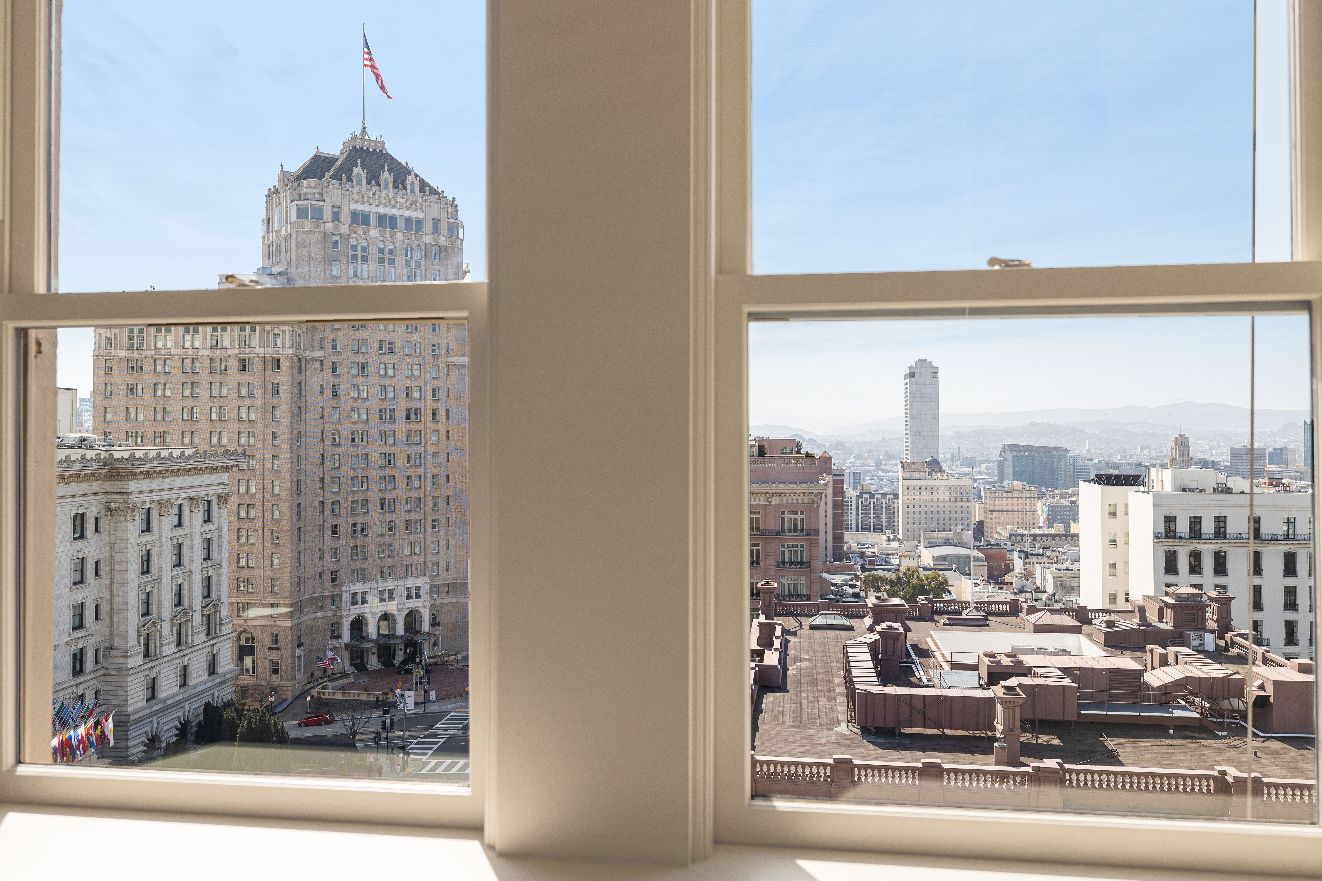 1100 Sacramento Street Penthouse 1002 