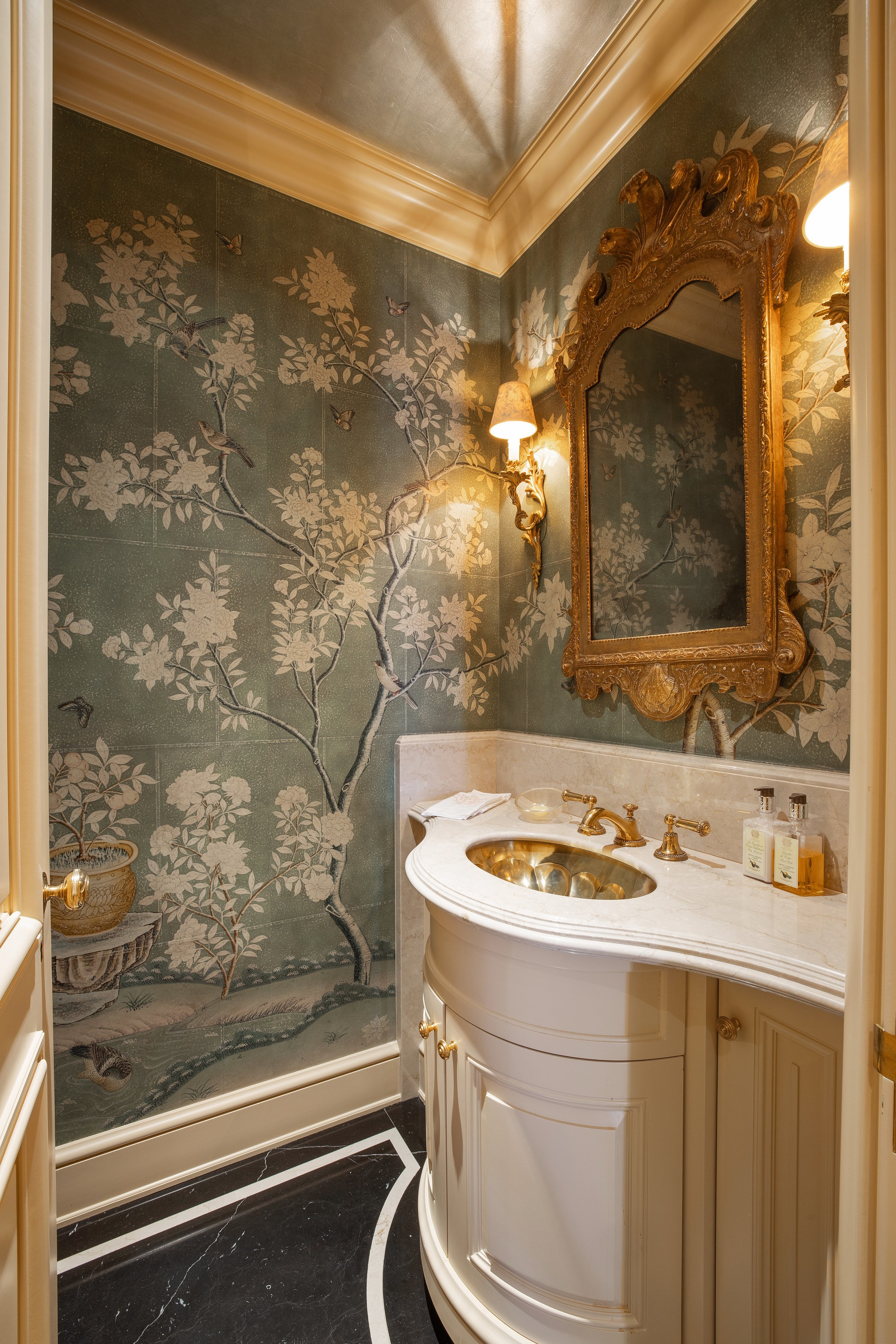 1100 Sacramento Street Penthouse 1002 