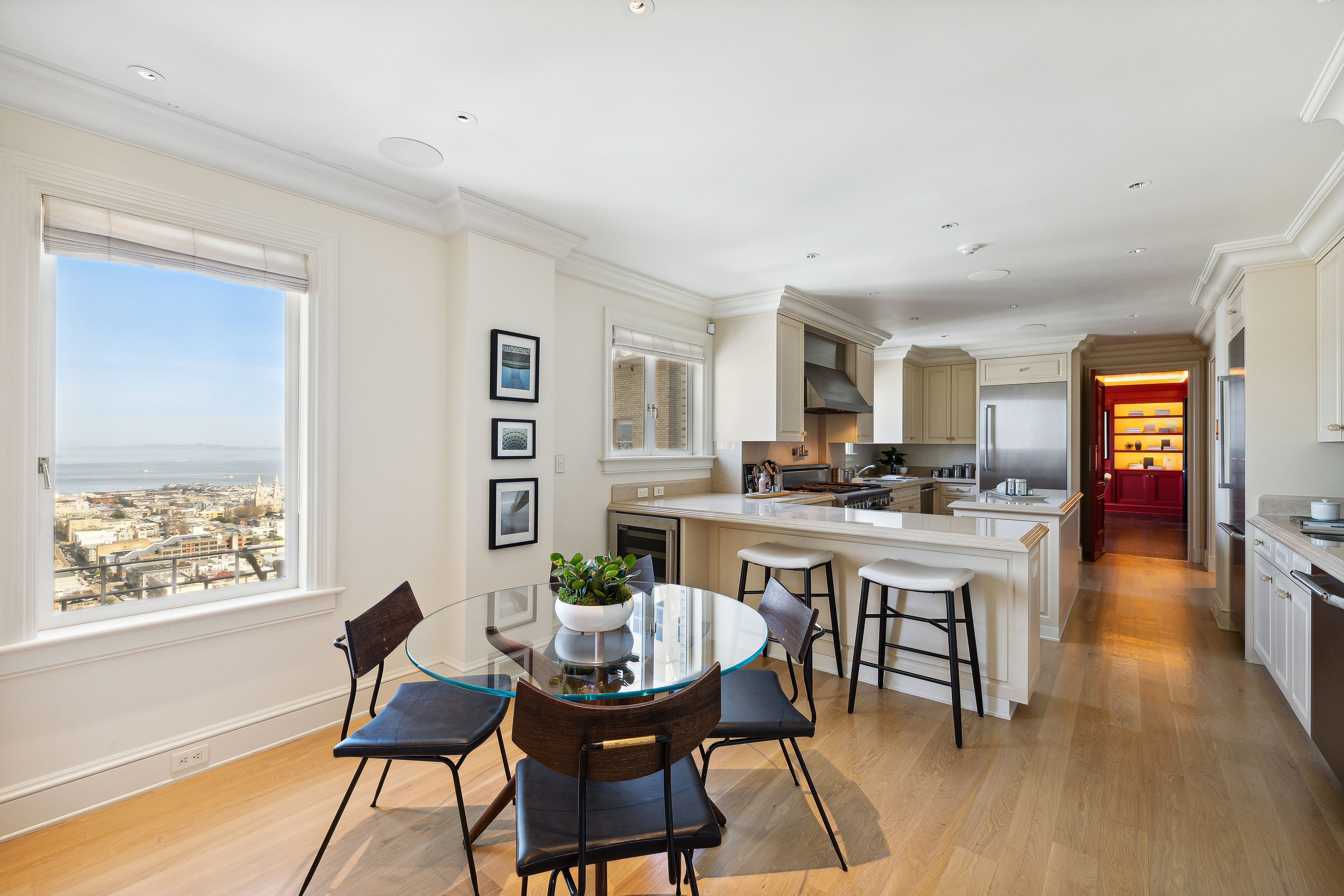 1100 Sacramento Street Penthouse 1002 