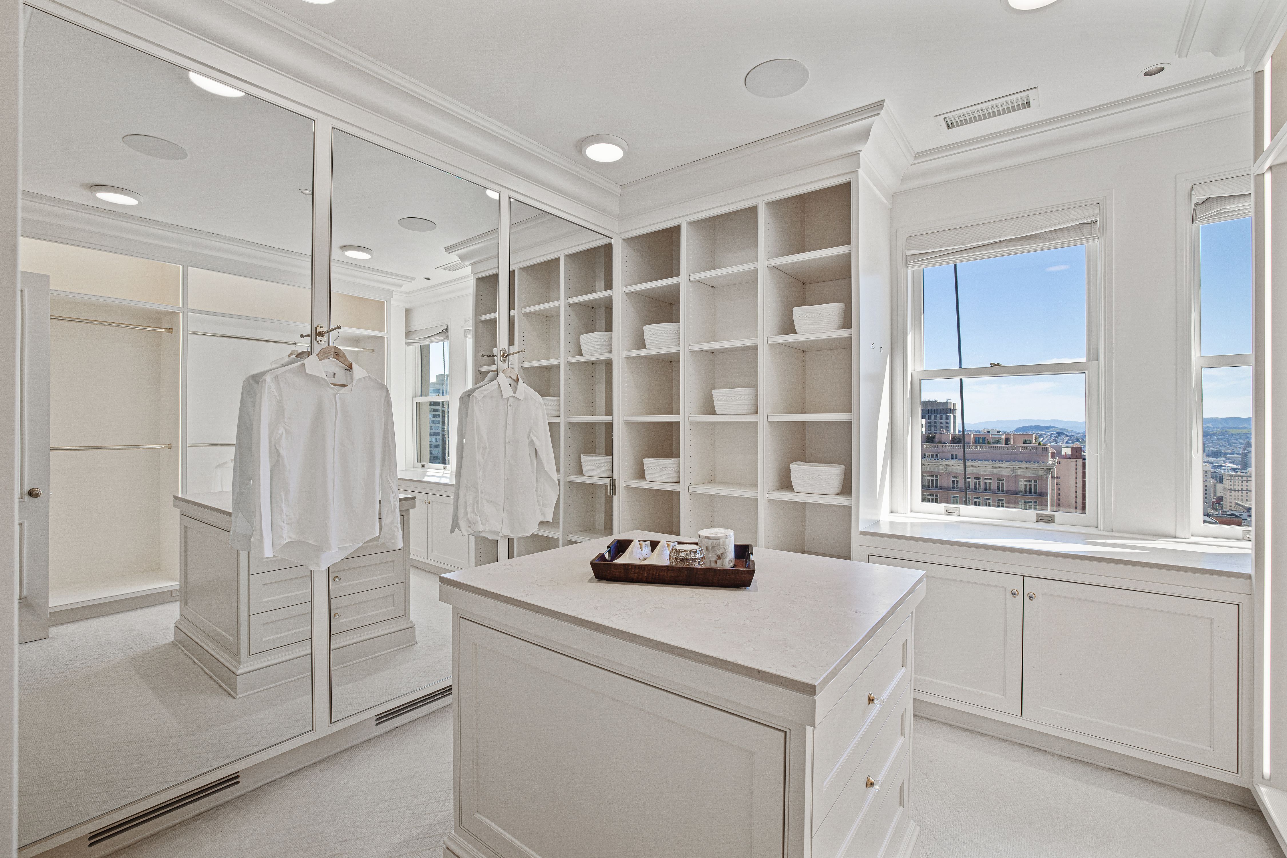 1100 Sacramento Street Penthouse 1002 