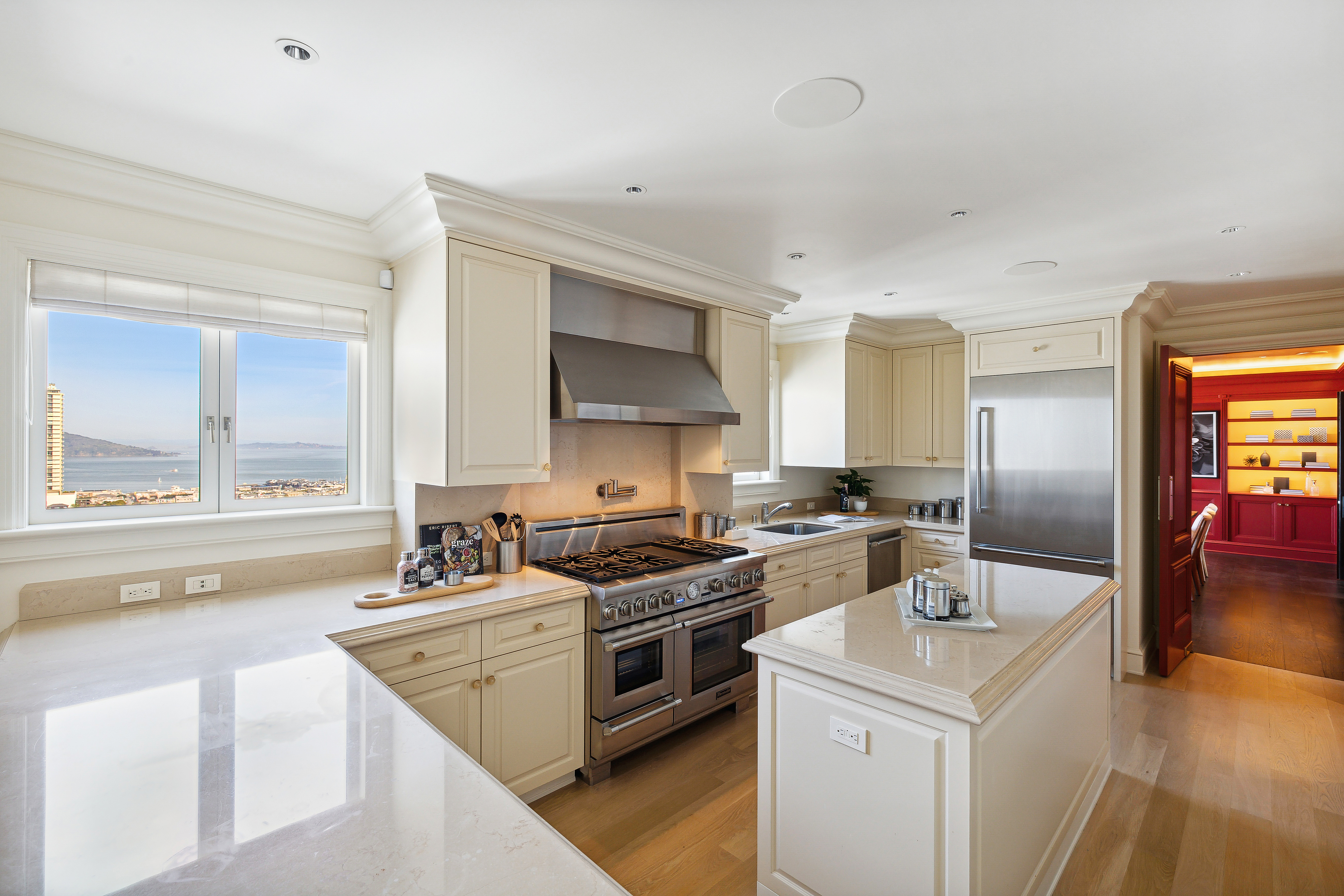 1100 Sacramento Street Penthouse 1002 