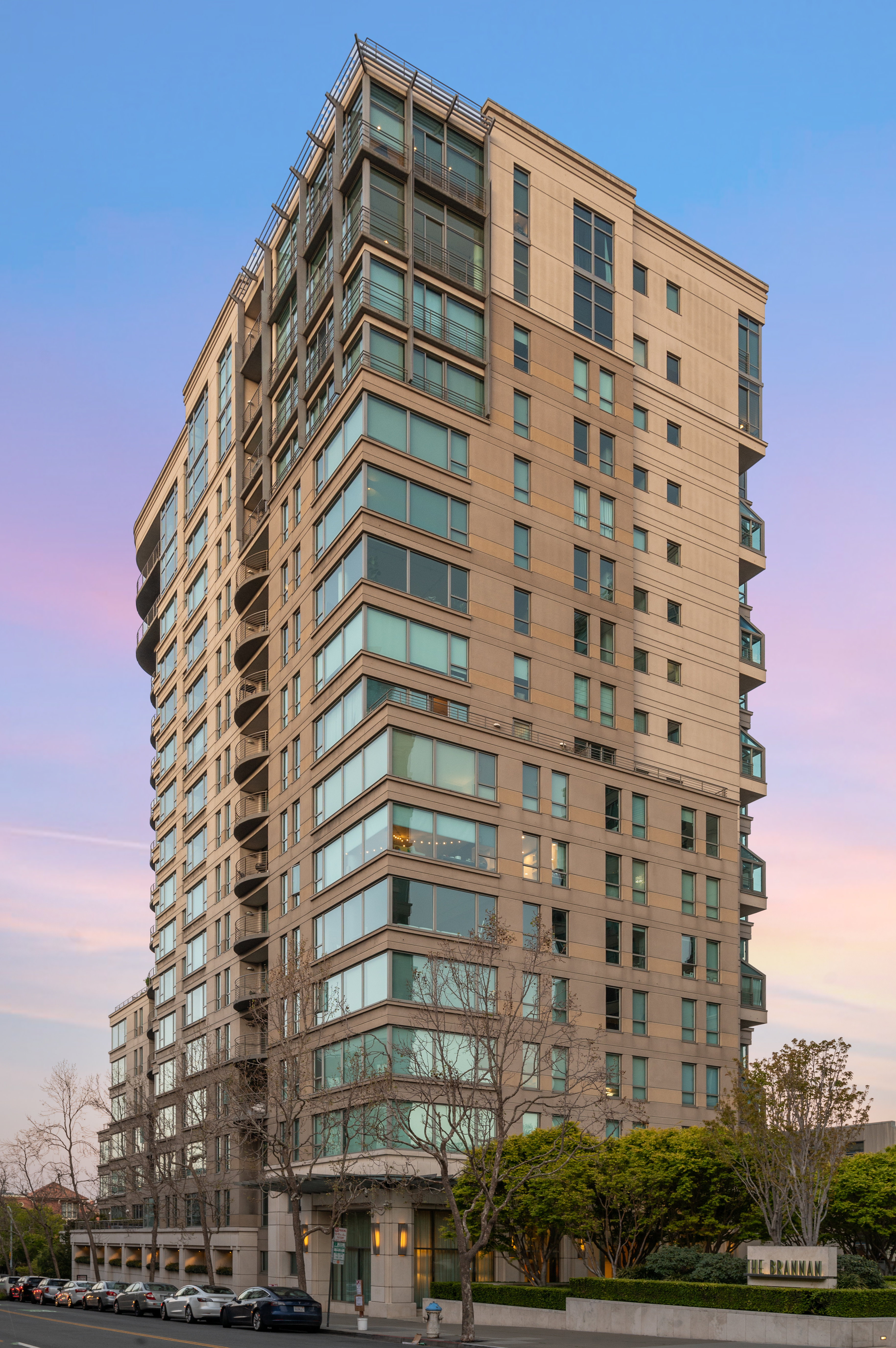 219 Brannan St #16H