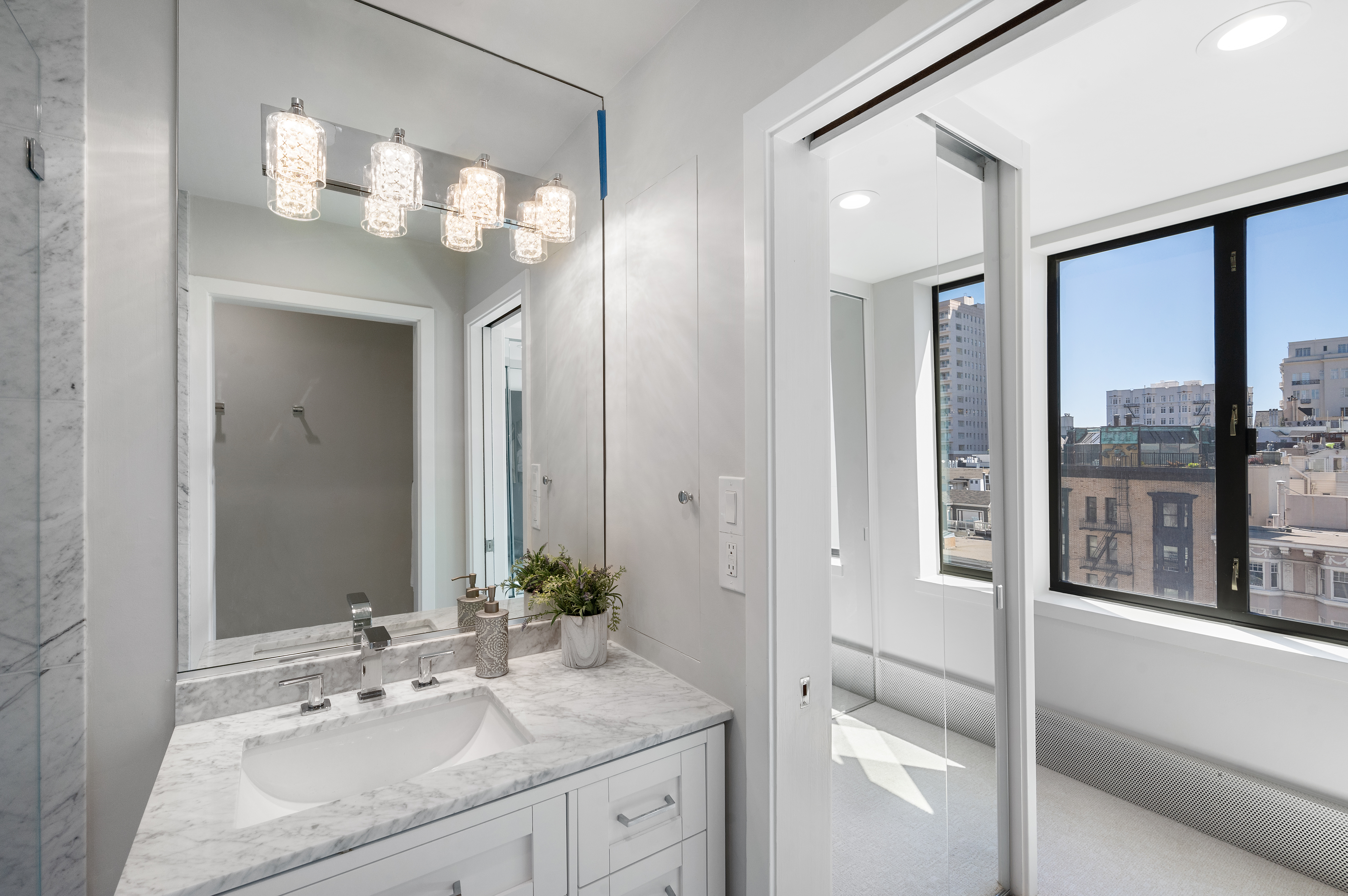 1170 Sacramento St #5A