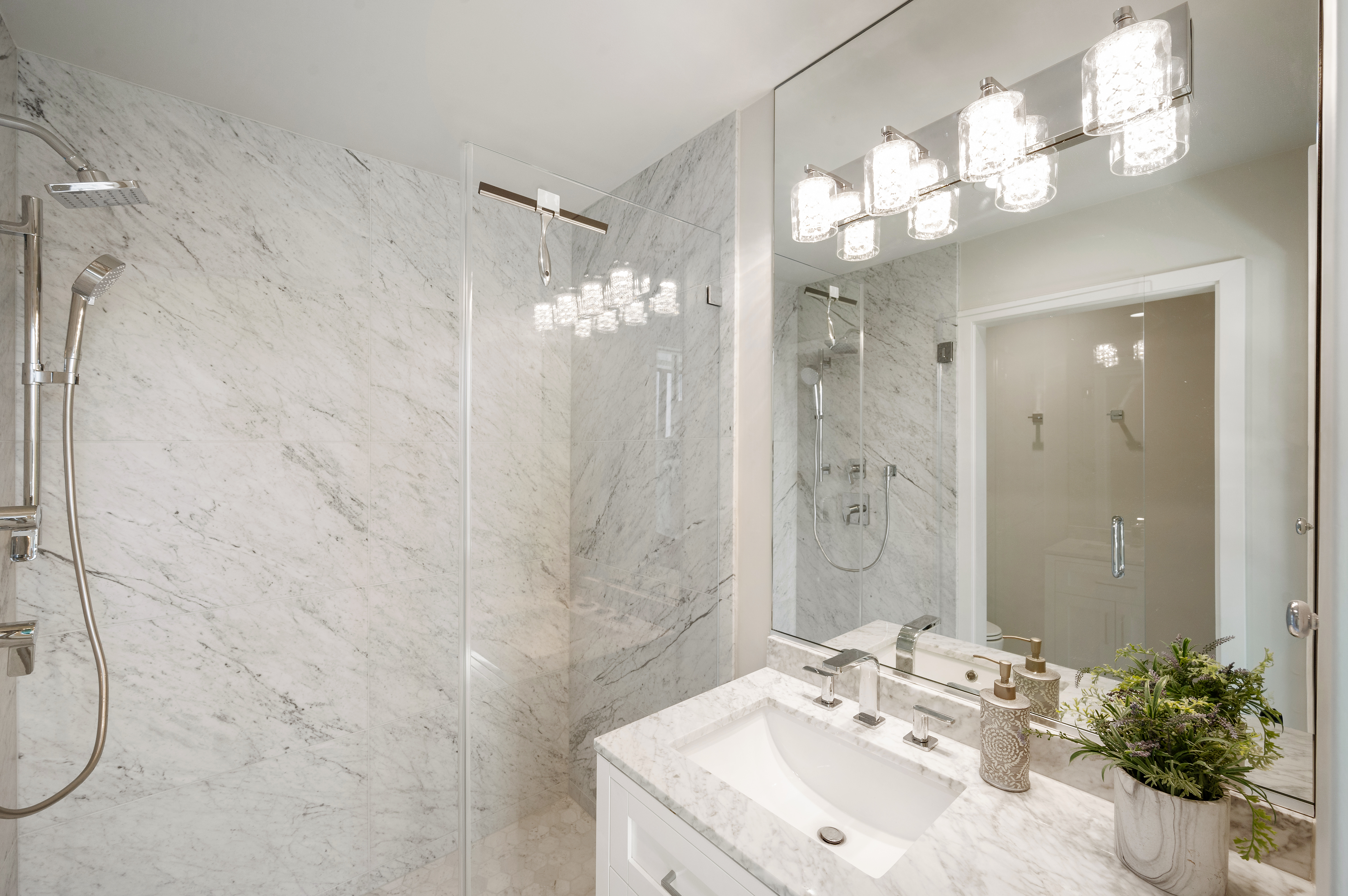 1170 Sacramento St #5A