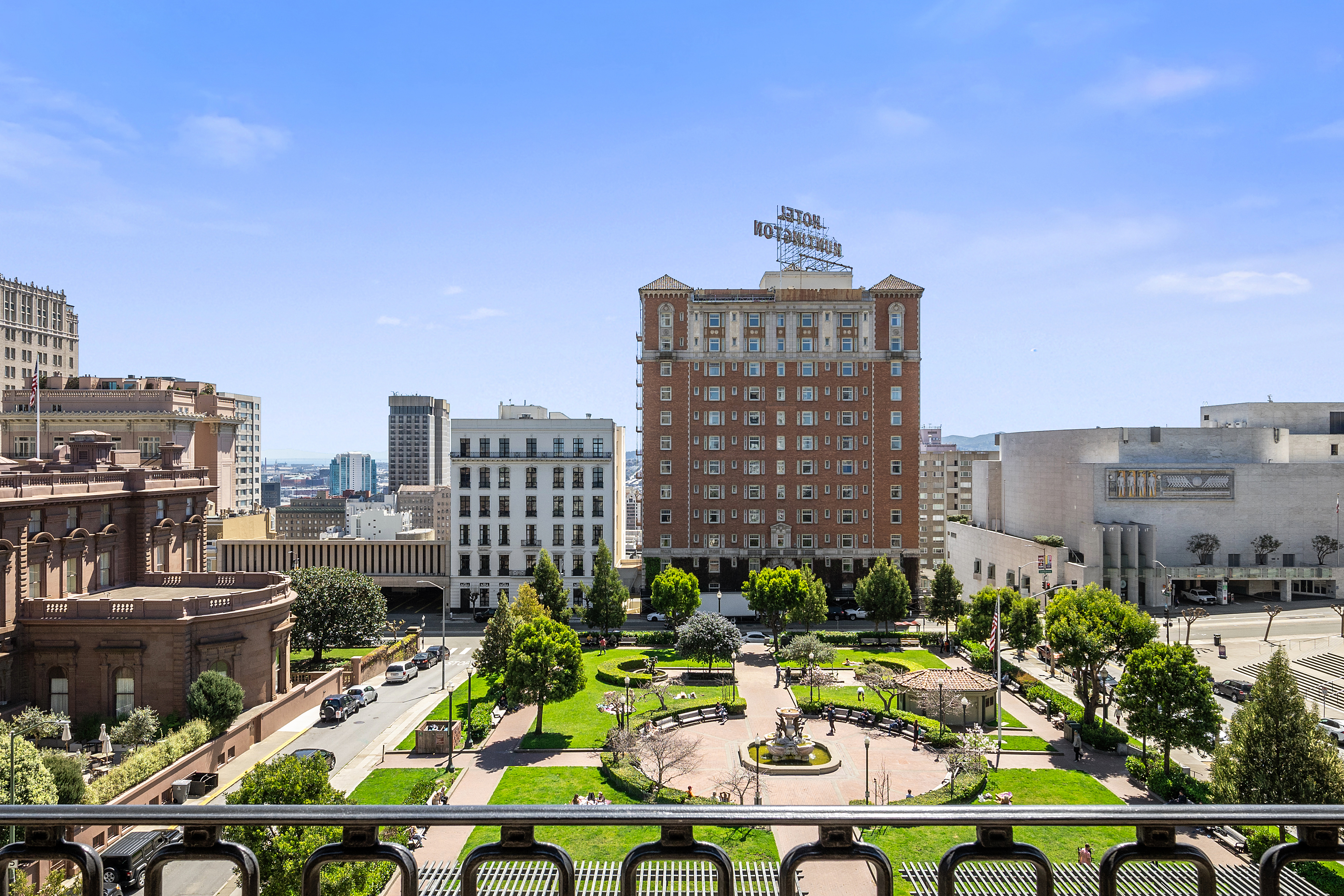 1170 Sacramento St #5A